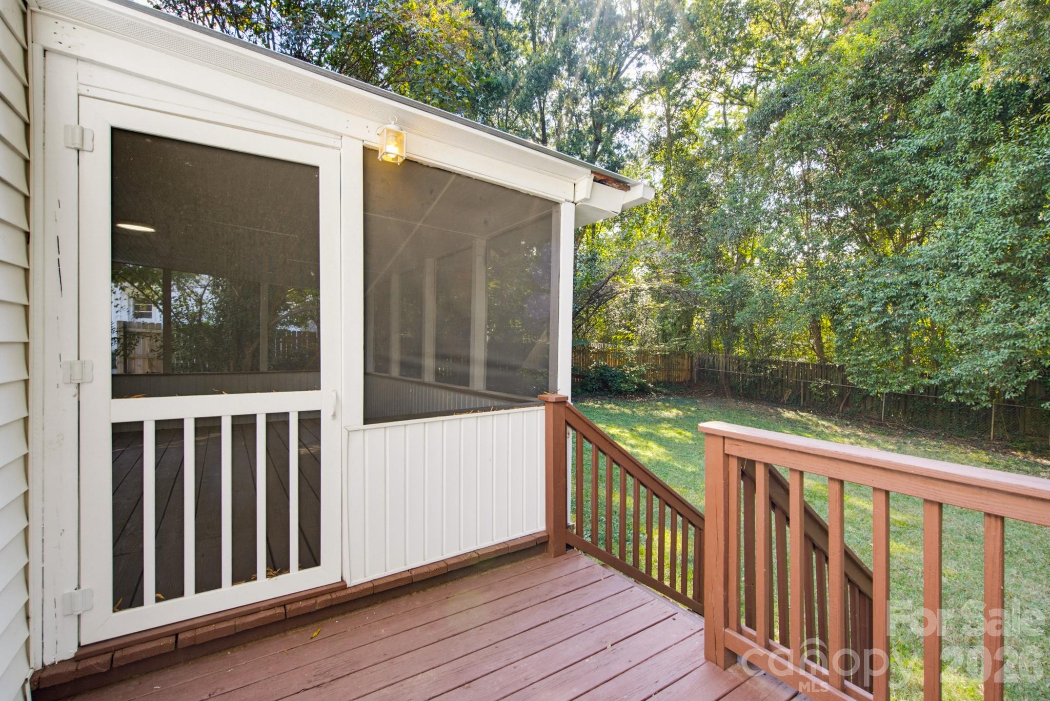 Single Family Residence at 1733 Merry Oaks Road, Charlotte, photo 35 of 44