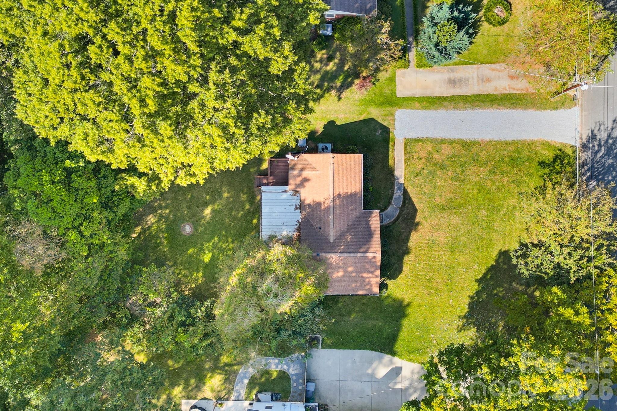 Single Family Residence at 1733 Merry Oaks Road, Charlotte, photo 42 of 44