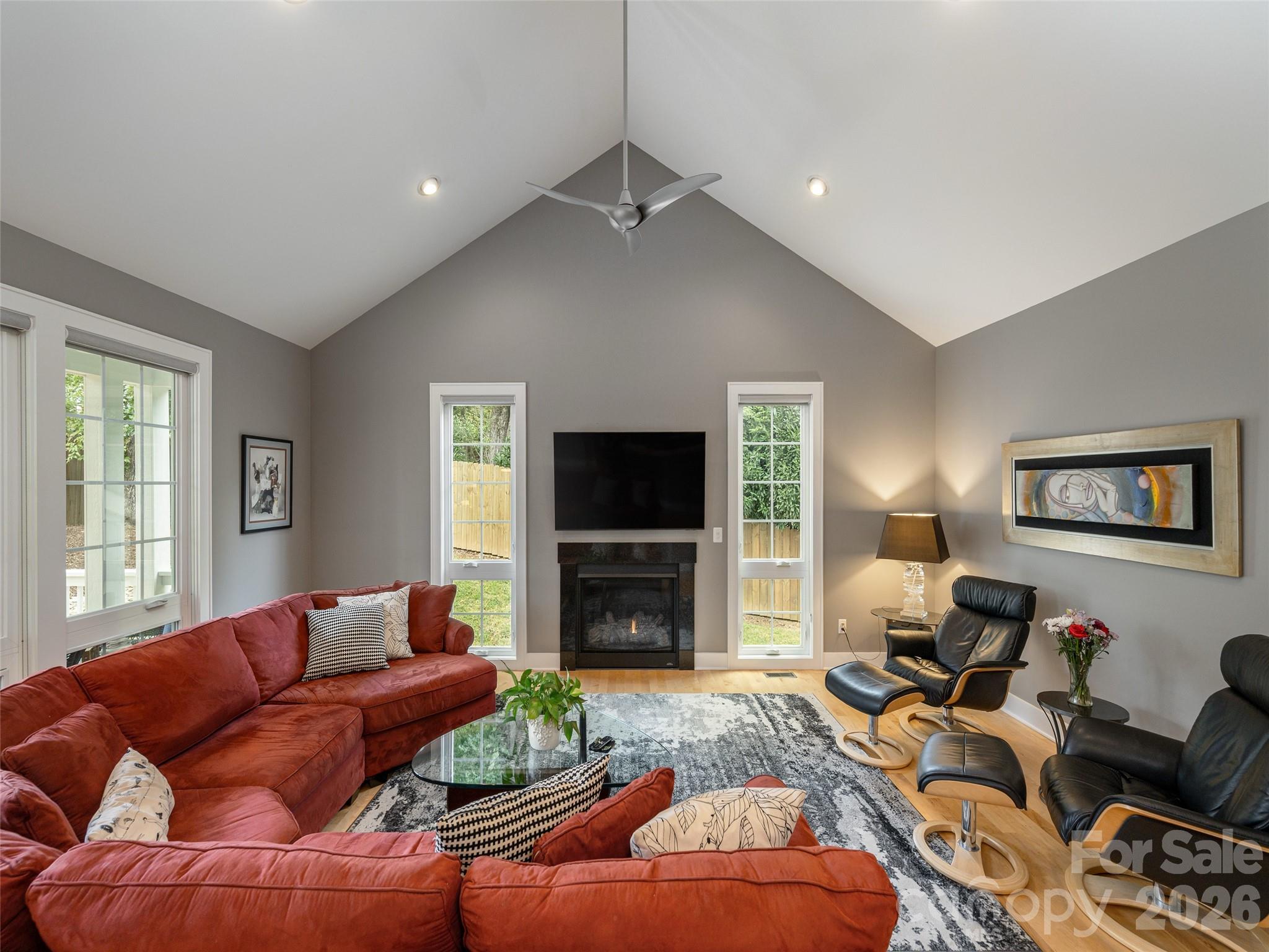 Single Family Residence at 8 Broadmoor Drive, Arden, photo 6 of 31