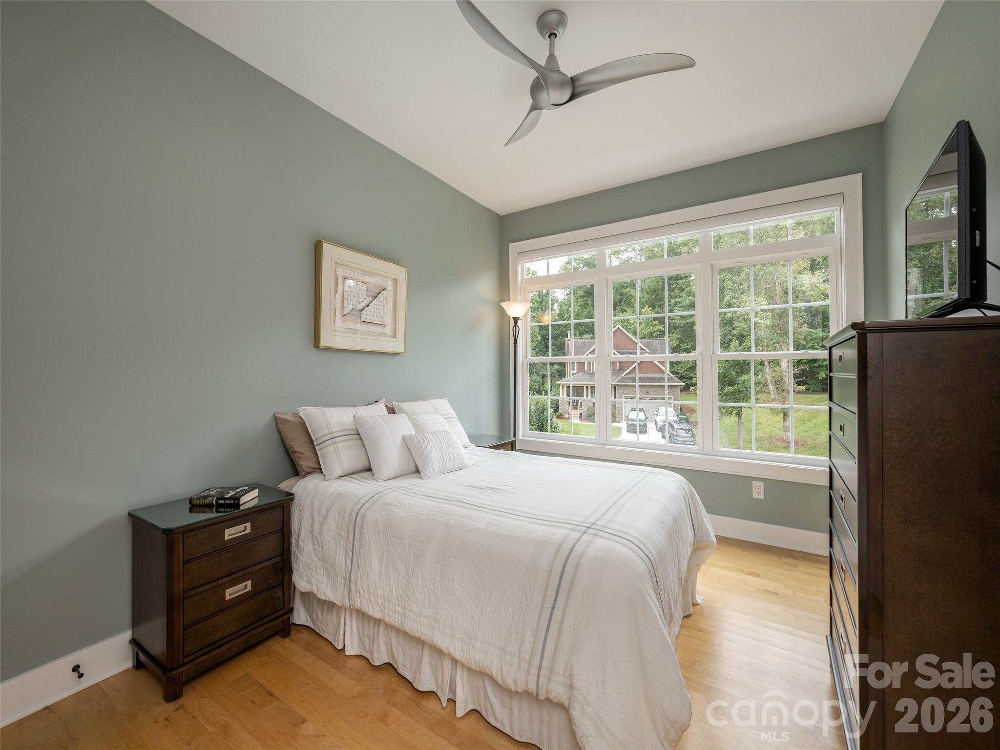 Single Family Residence at 8 Broadmoor Drive, Arden, photo 22 of 31