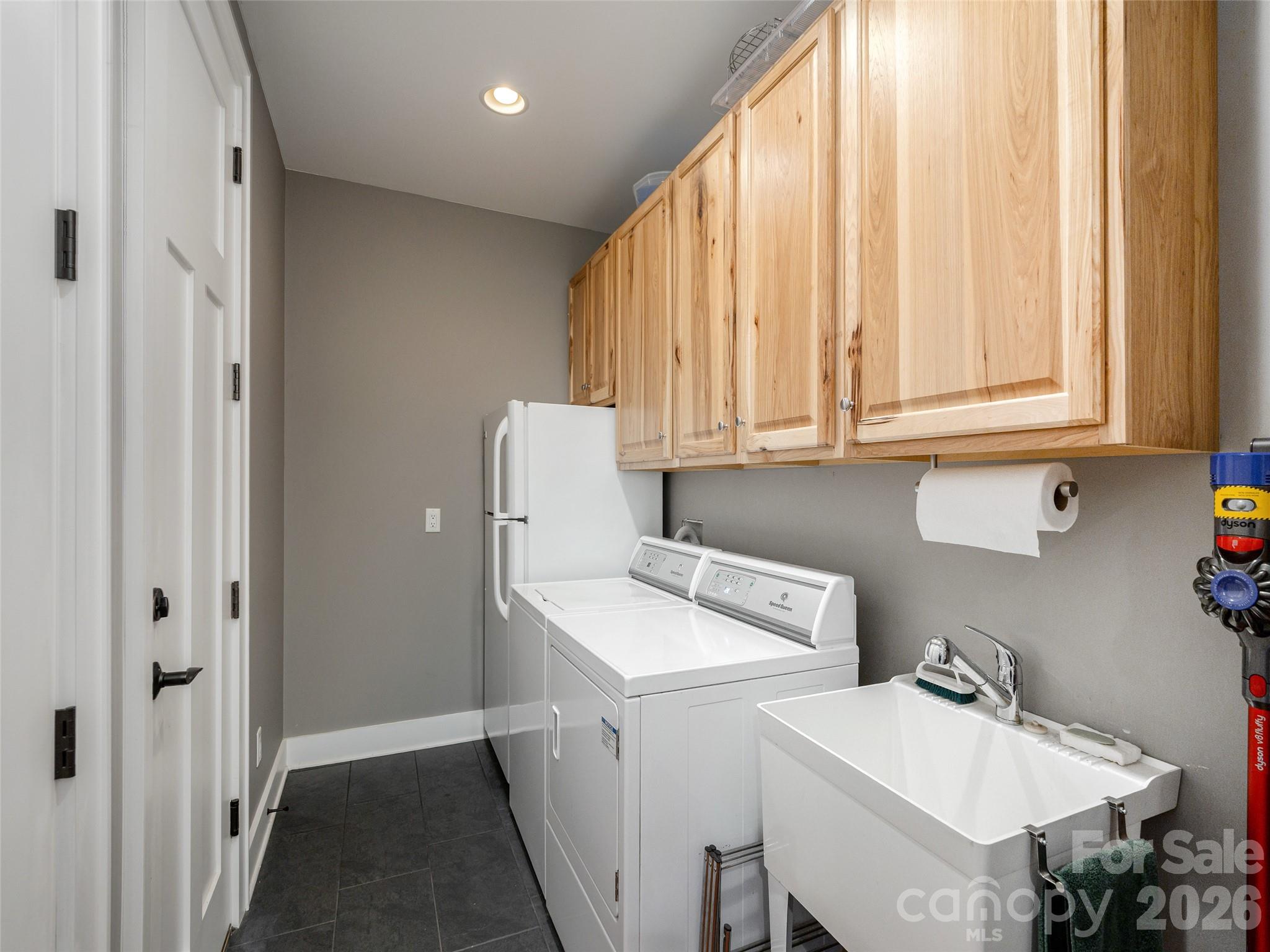 Single Family Residence at 8 Broadmoor Drive, Arden, photo 25 of 31