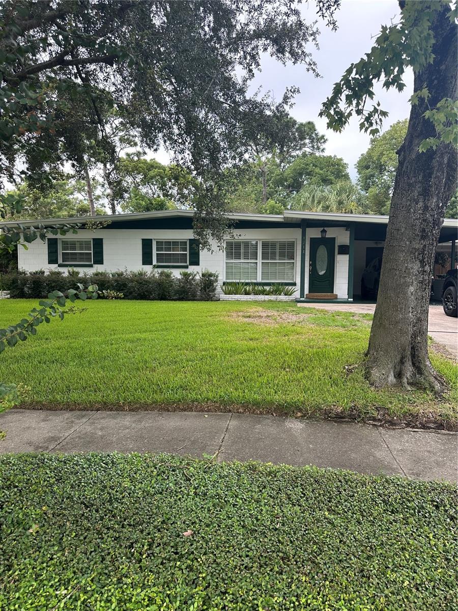 1711 BEATRICE DR