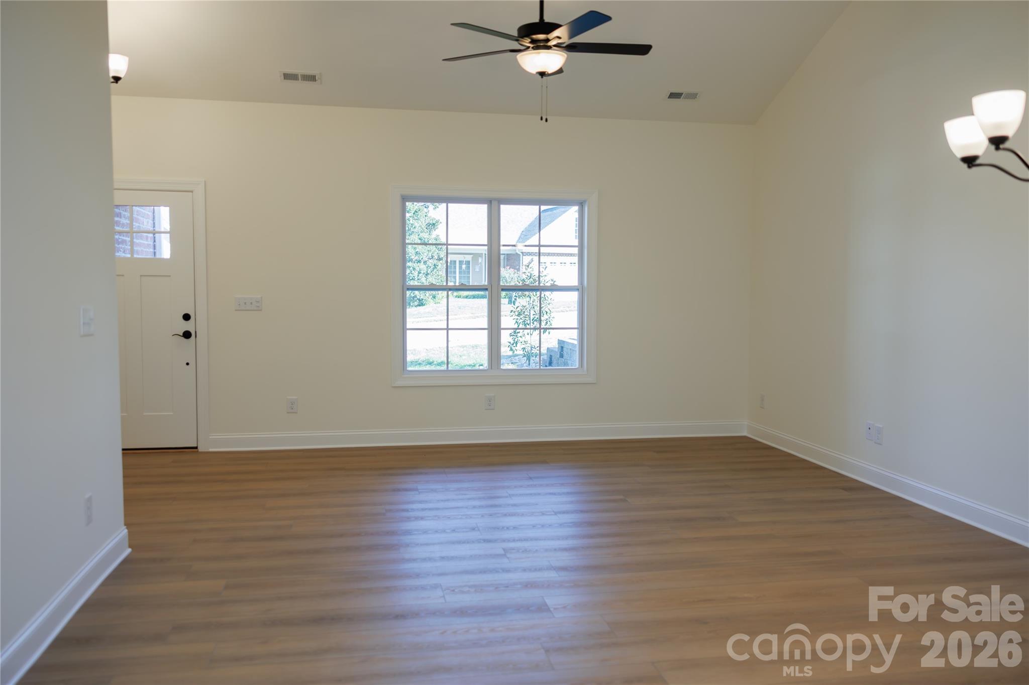 Family Room - 107 Abbington Lane, Shelby