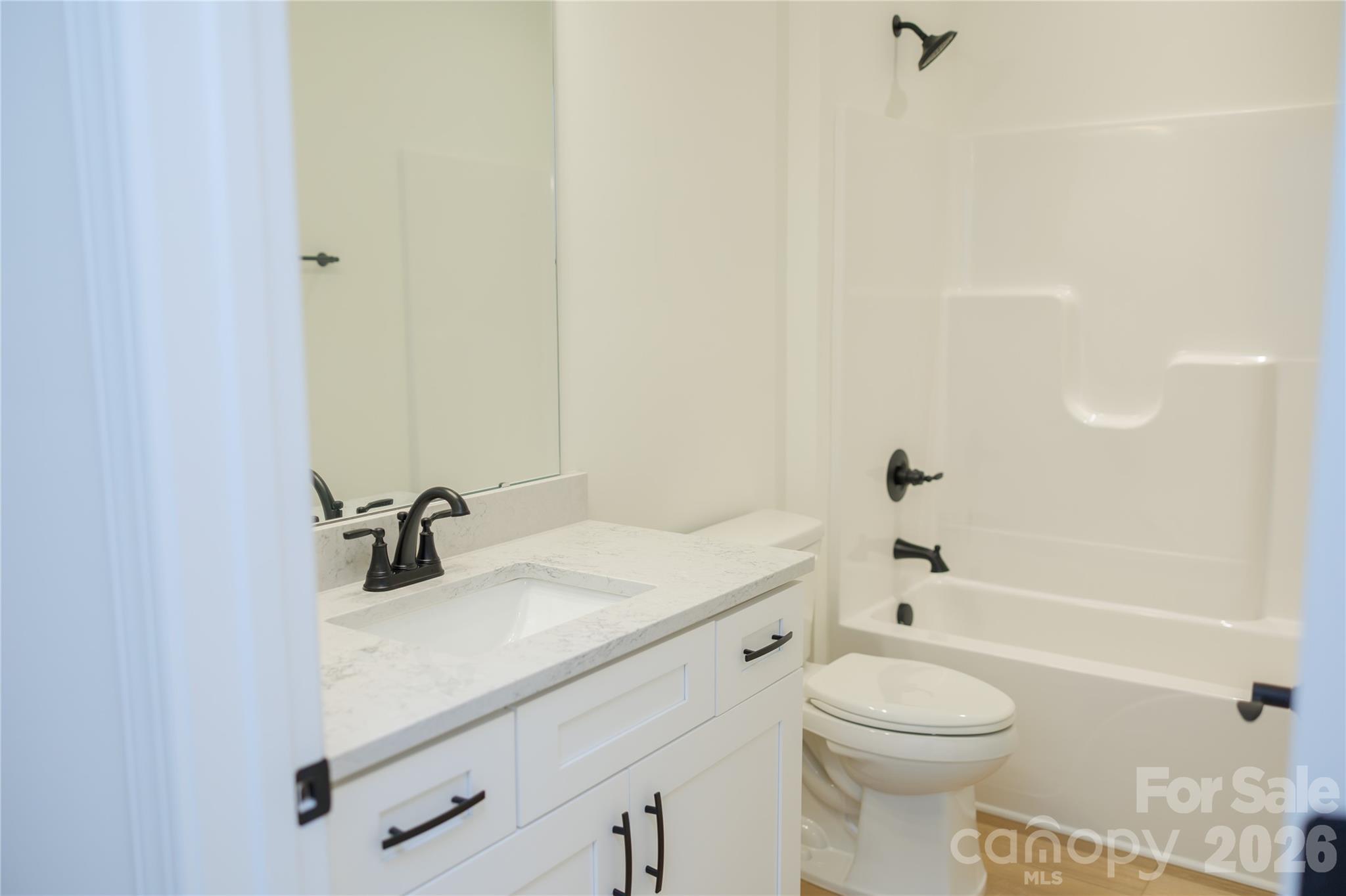 Hall Bath - 107 Abbington Lane, Shelby