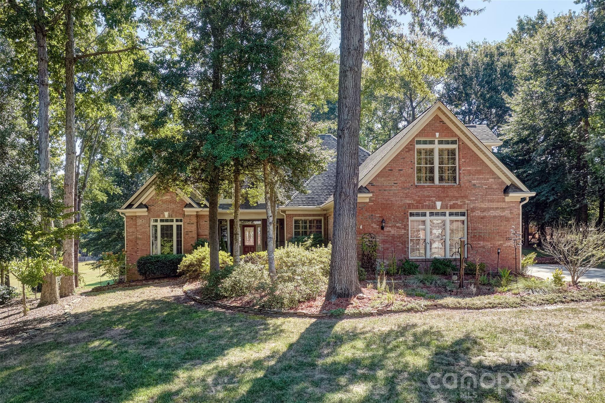225 Highland Forest Drive