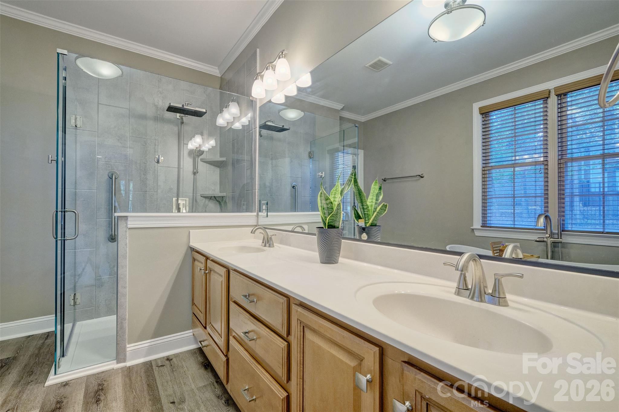 Single Family Residence at 225 Highland Forest Drive, Lake Wylie, photo 24 of 48