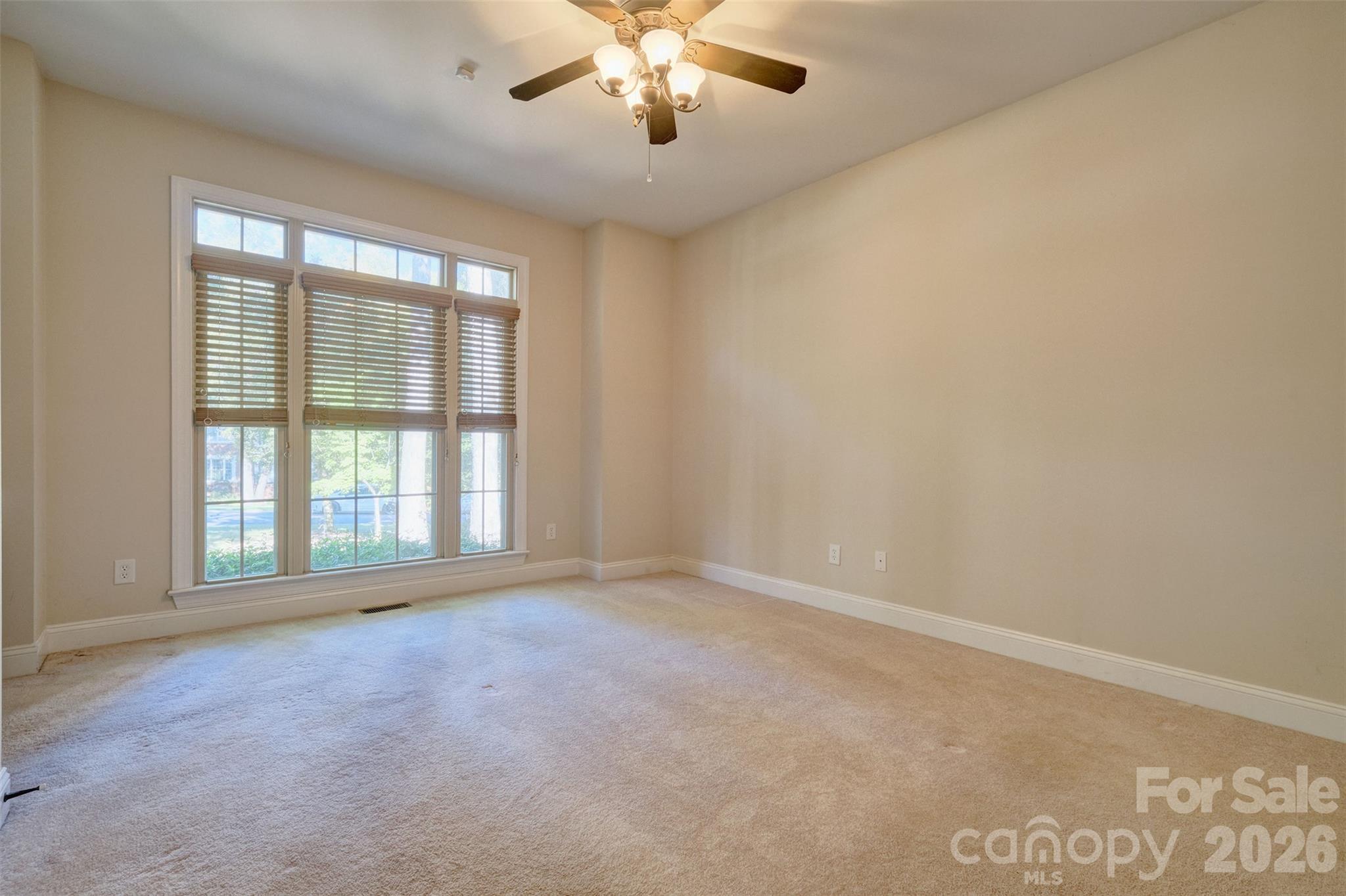 Single Family Residence at 225 Highland Forest Drive, Lake Wylie, photo 29 of 48