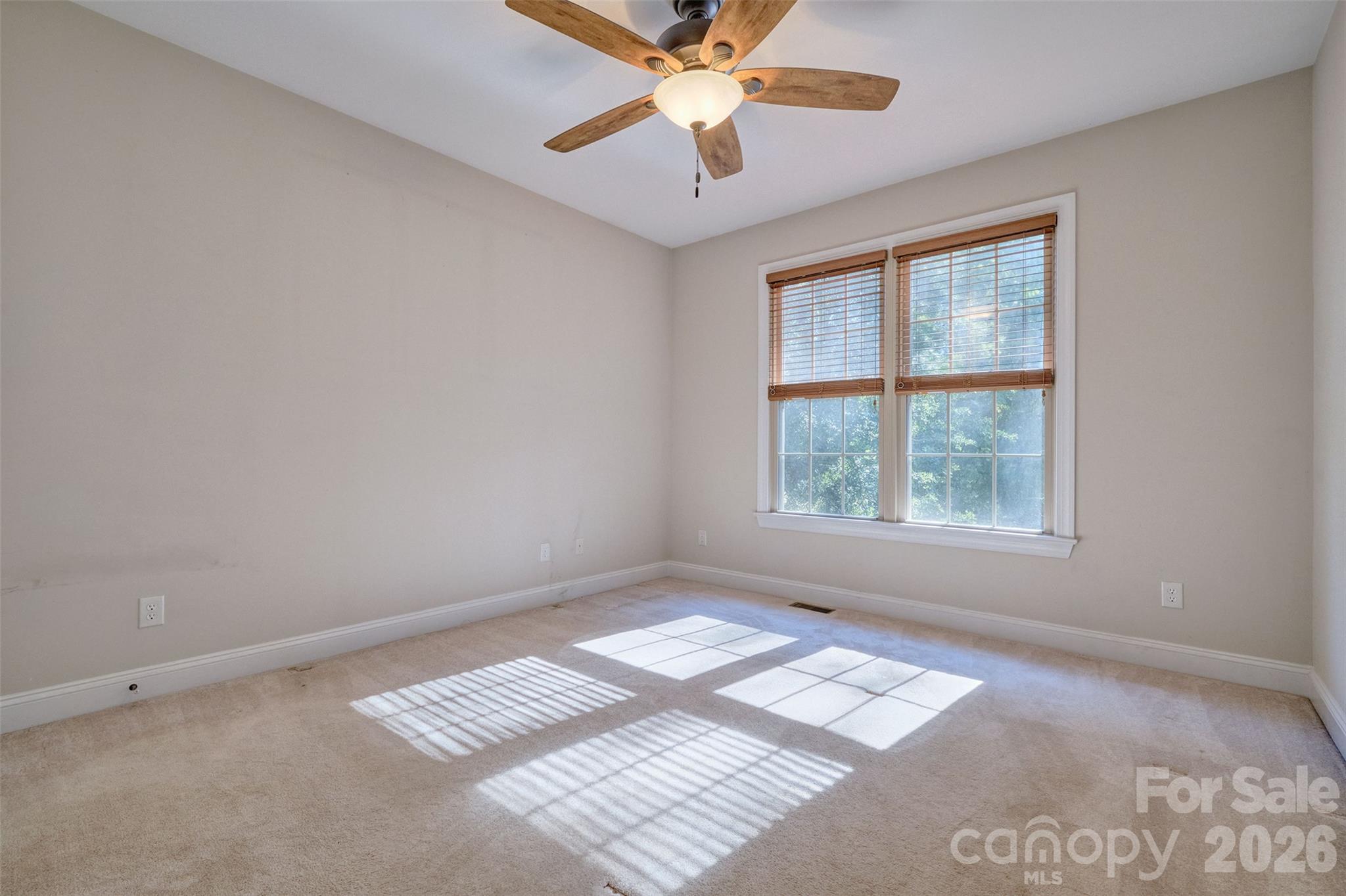 Single Family Residence at 225 Highland Forest Drive, Lake Wylie, photo 31 of 48