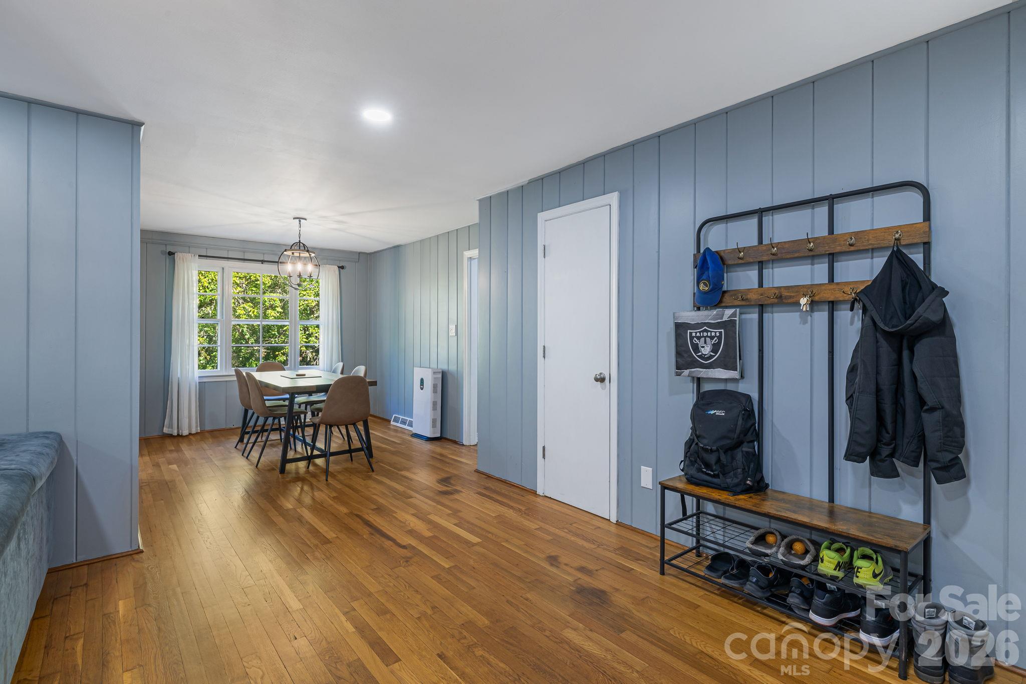 Single Family Residence at 227 Cedar Hill Road, Asheville, photo 10 of 44