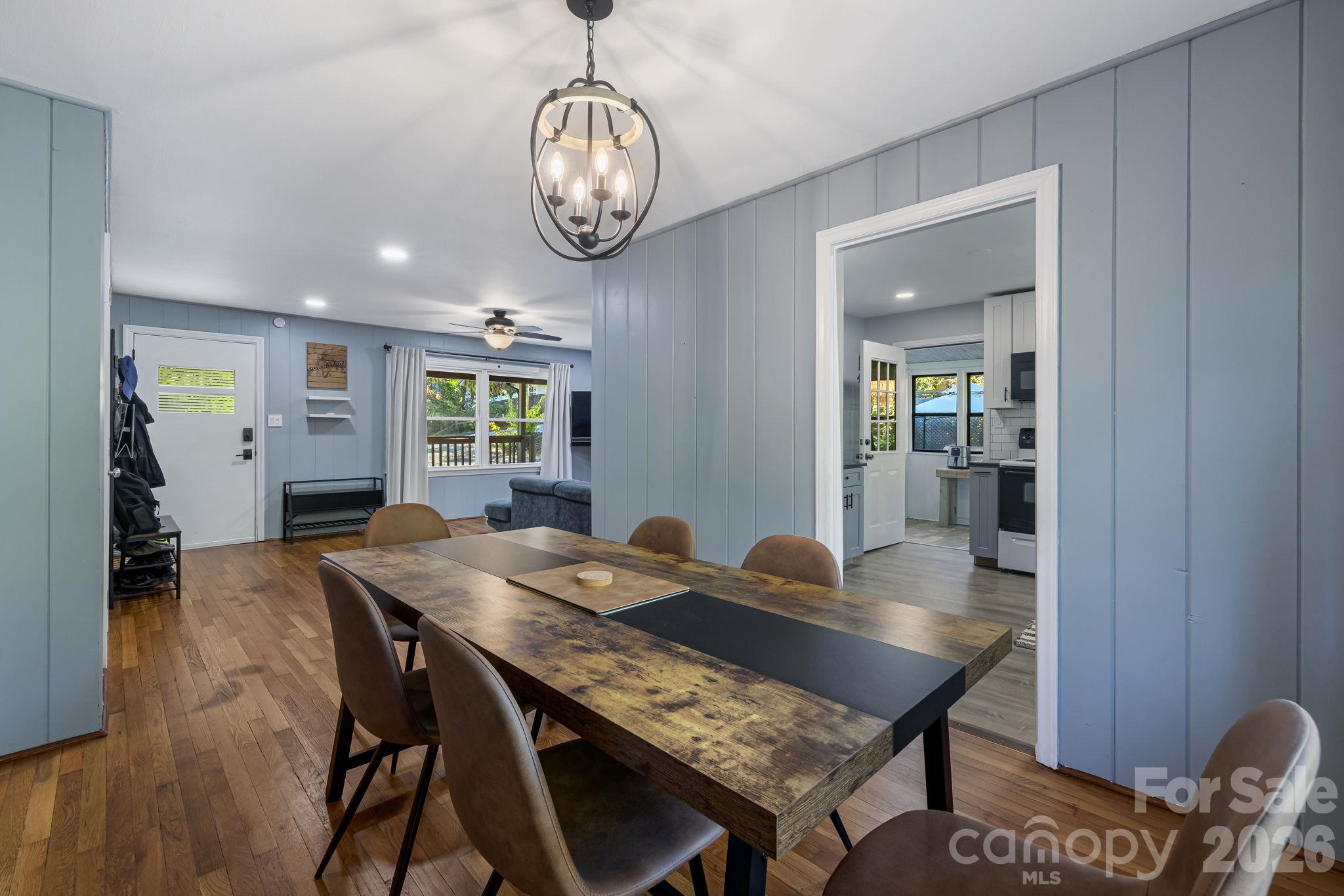 Single Family Residence at 227 Cedar Hill Road, Asheville, photo 14 of 44
