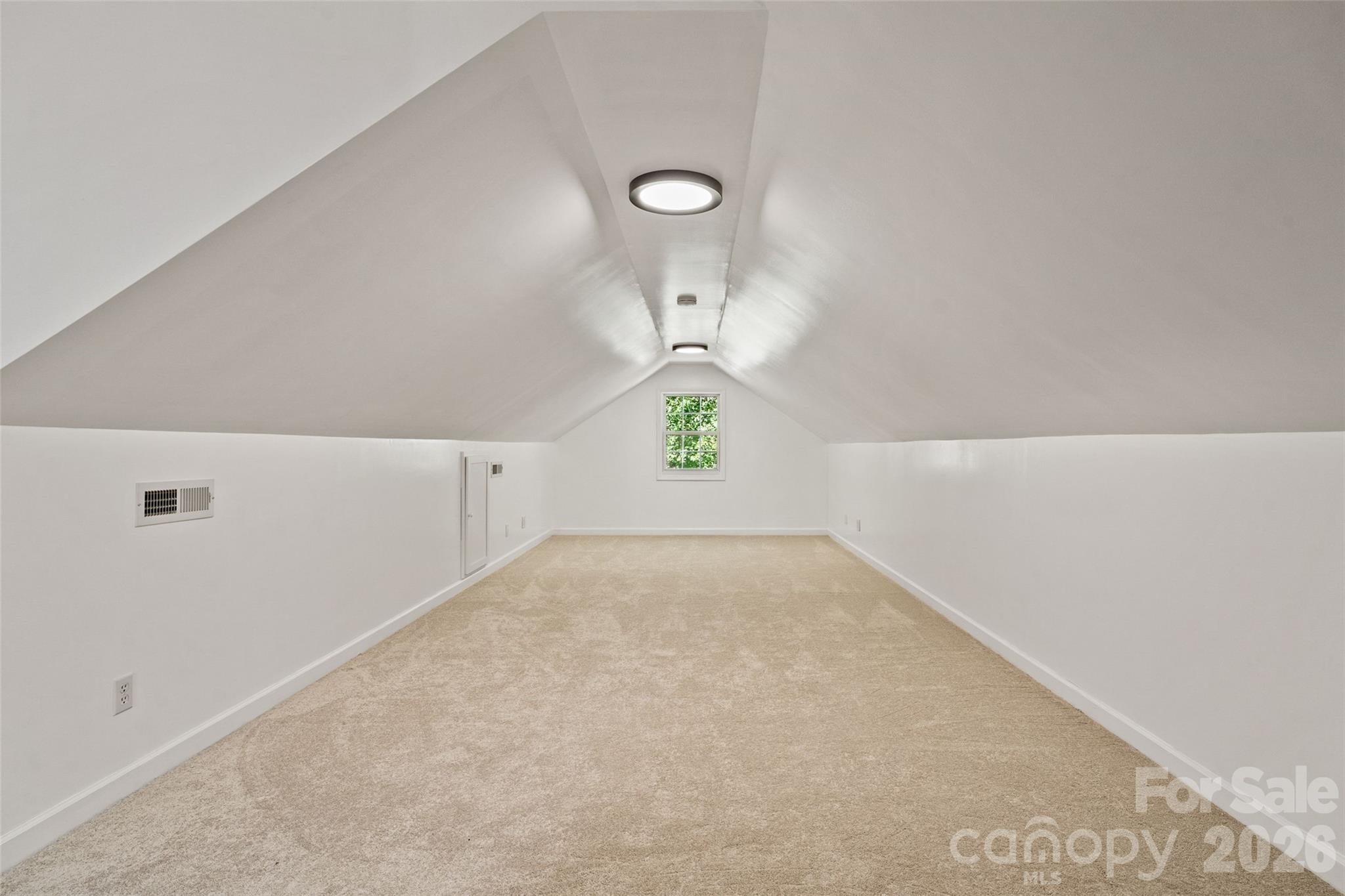 Upstairs Bonus Room - 996 Beamguard Road, Clover