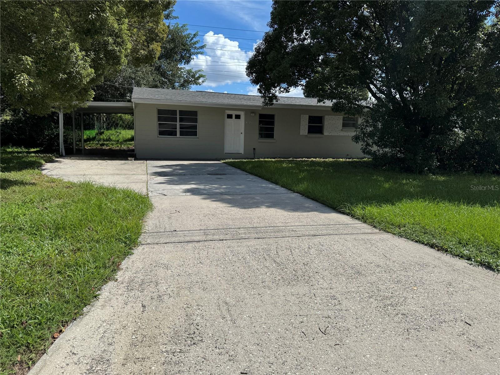 Single Family Residence at 4513 ROBBINS AVE, ORLANDO, photo 2 of 35