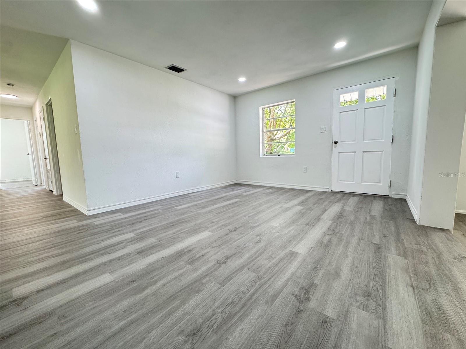 Single Family Residence at 4513 ROBBINS AVE, ORLANDO, photo 11 of 35