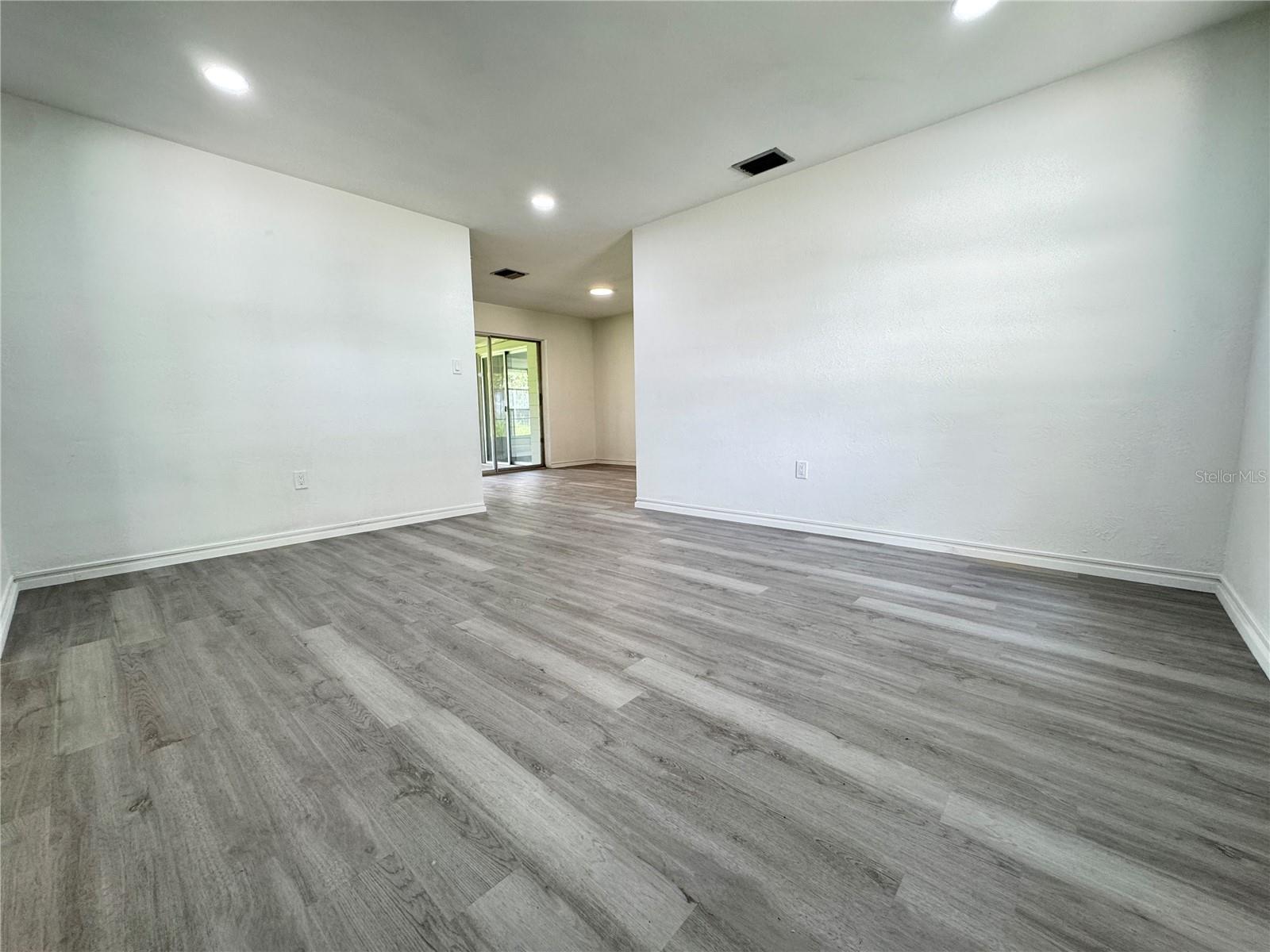 Single Family Residence at 4513 ROBBINS AVE, ORLANDO, photo 12 of 35