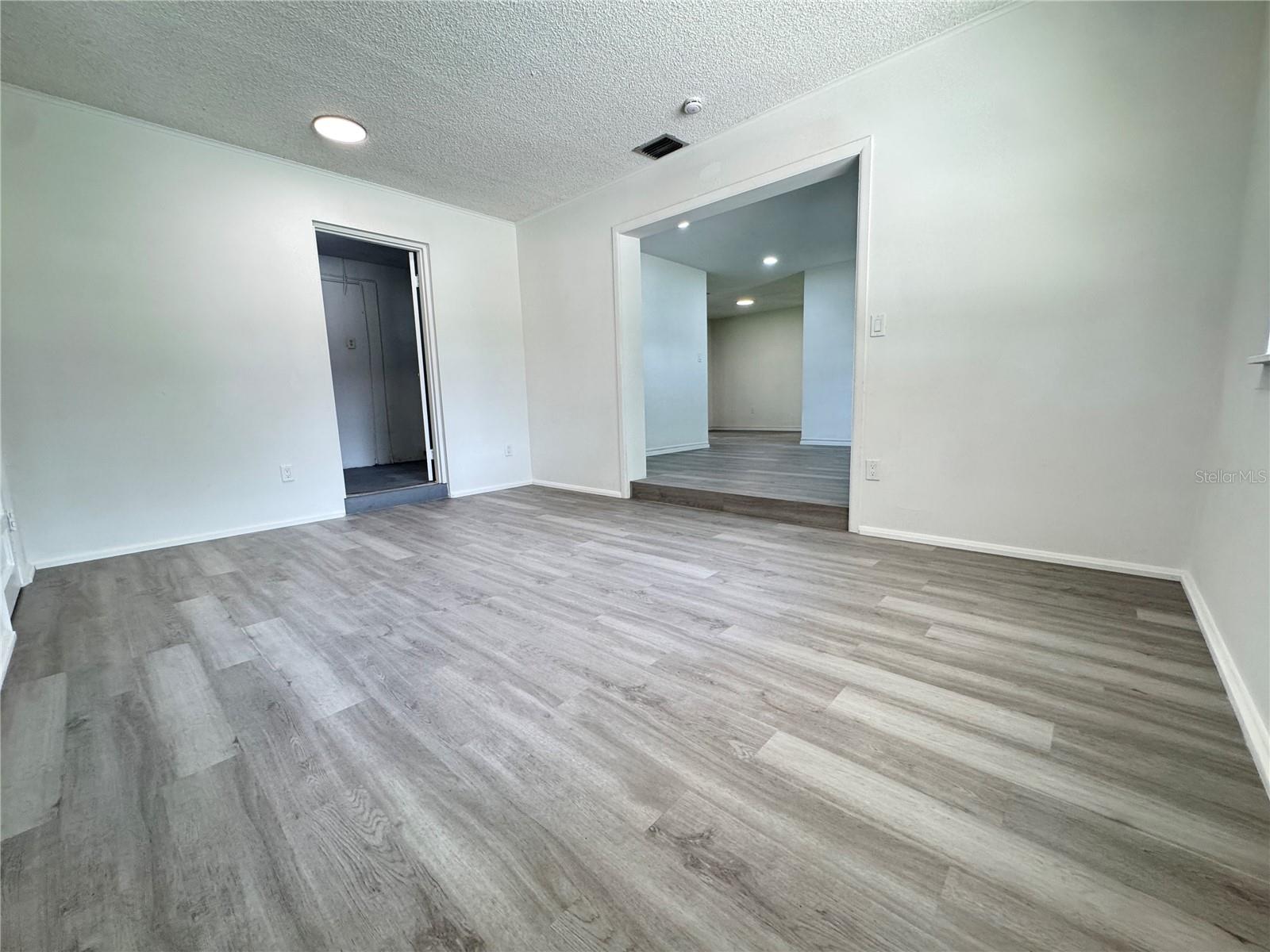 Single Family Residence at 4513 ROBBINS AVE, ORLANDO, photo 15 of 35