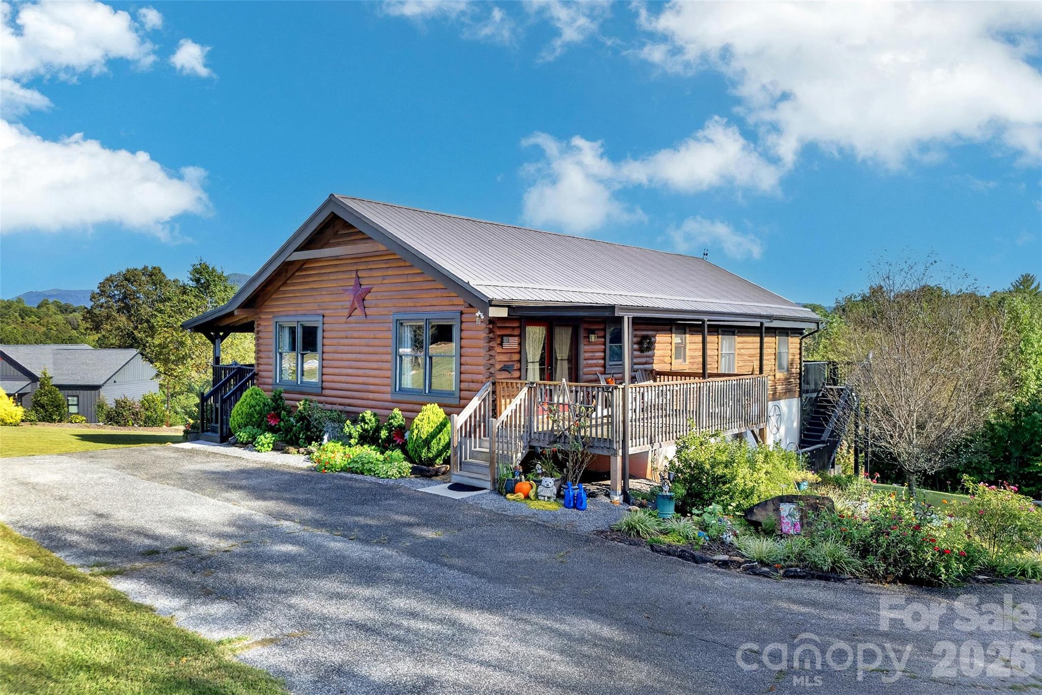 Single Family Residence at 242 Falling Creek Drive, Nebo, photo 6 of 53