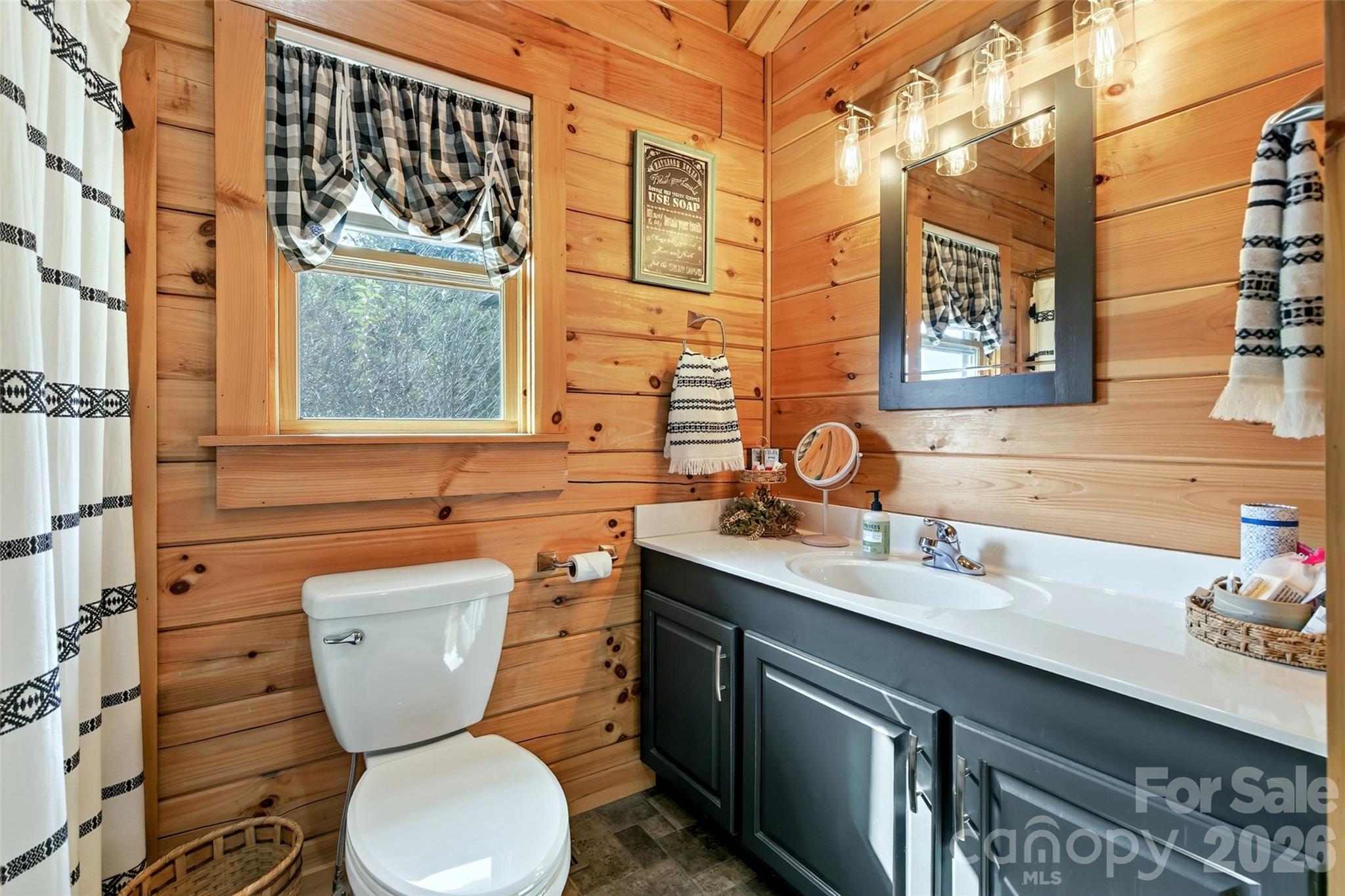 Single Family Residence at 242 Falling Creek Drive, Nebo, photo 12 of 53