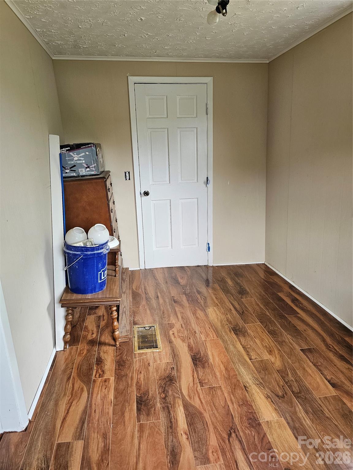 2 Homes - 664 Water Street, Bakersville