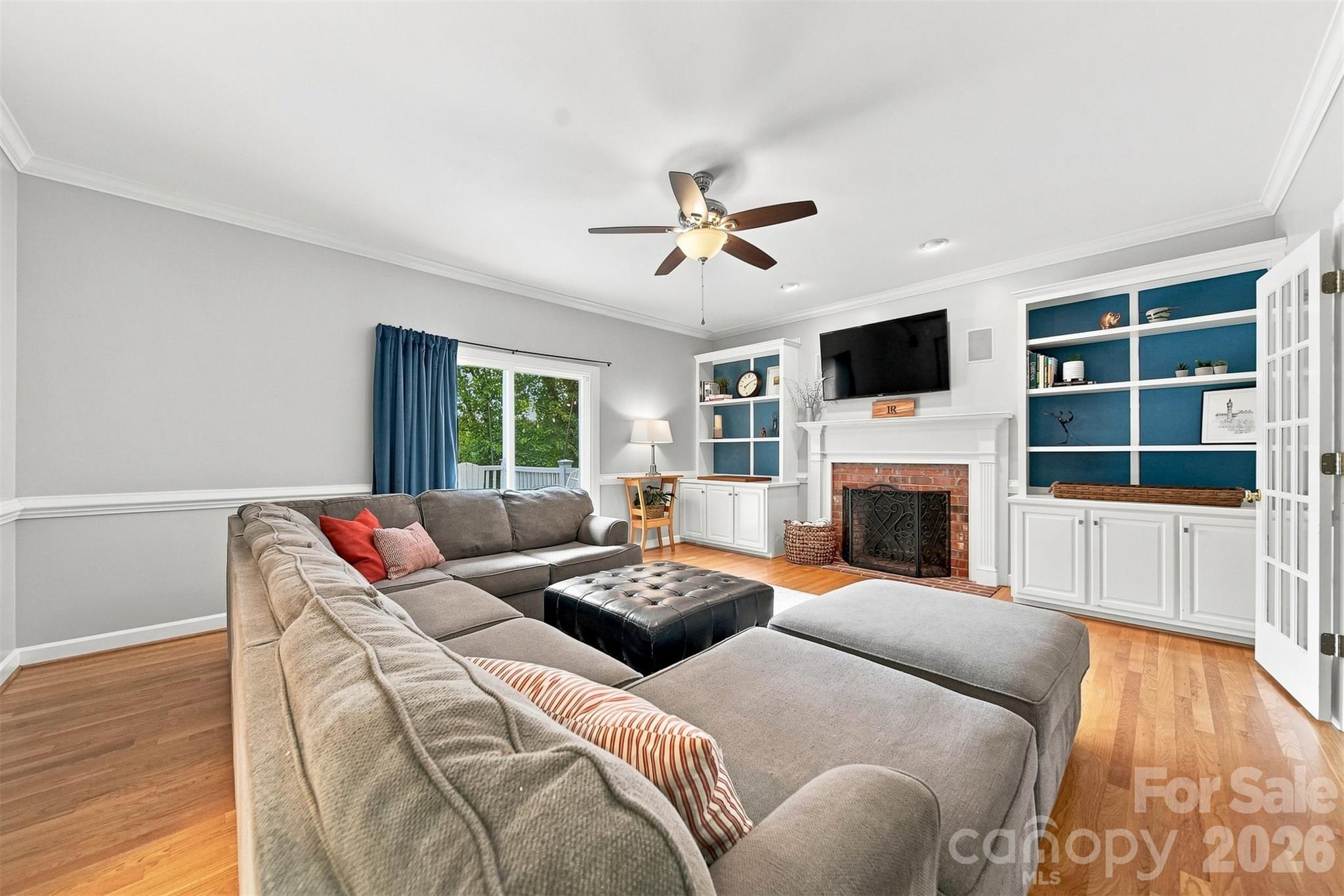 Single Family Residence at 354 41st Avenue Place NW, Hickory, photo 6 of 39