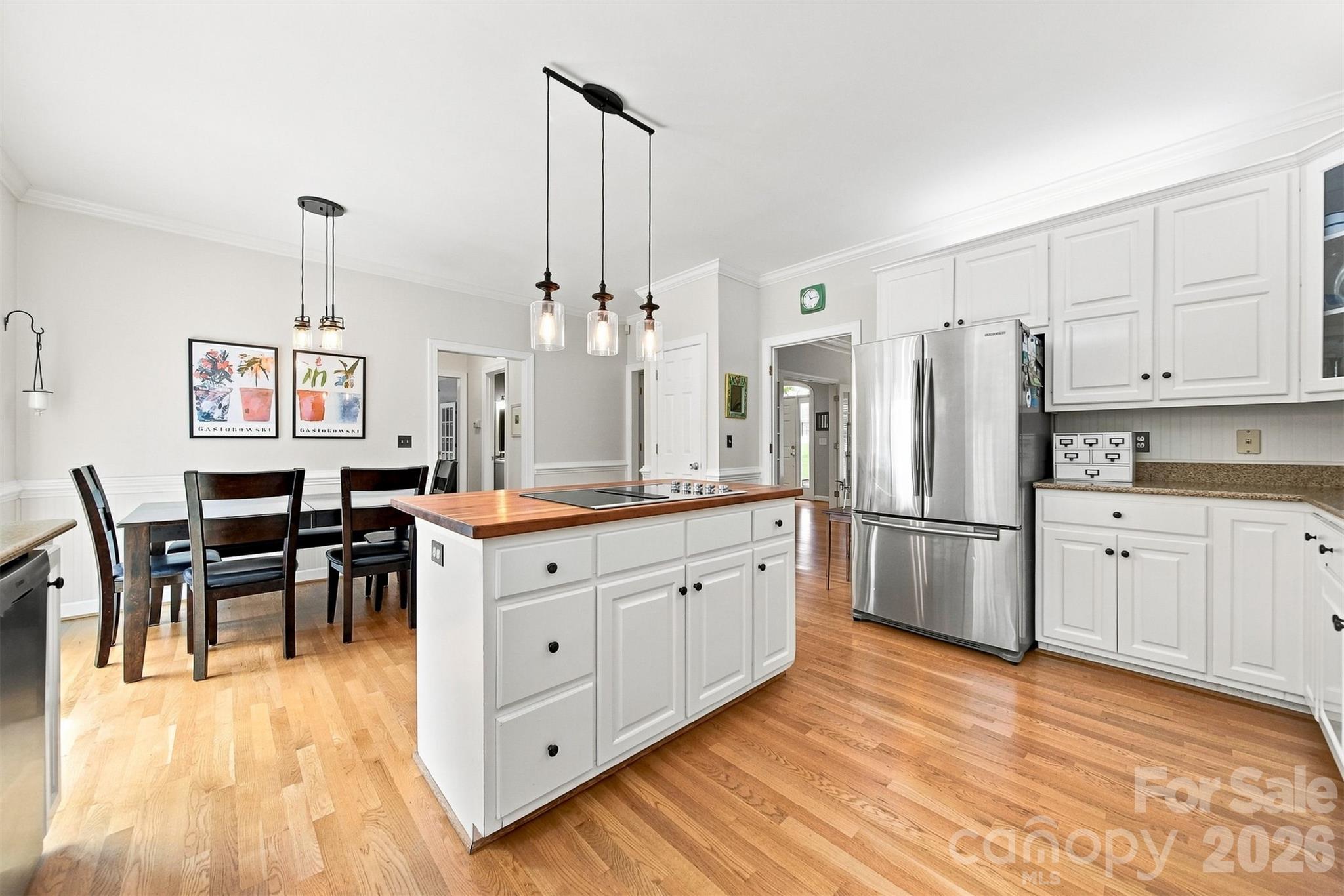 Single Family Residence at 354 41st Avenue Place NW, Hickory, photo 11 of 39