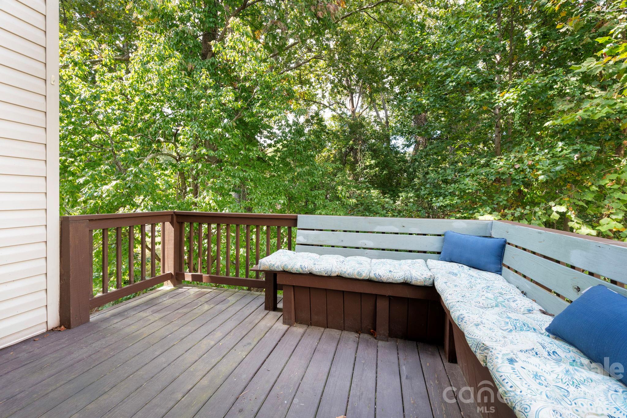 Built in seating - 62 Kirby Road, Asheville