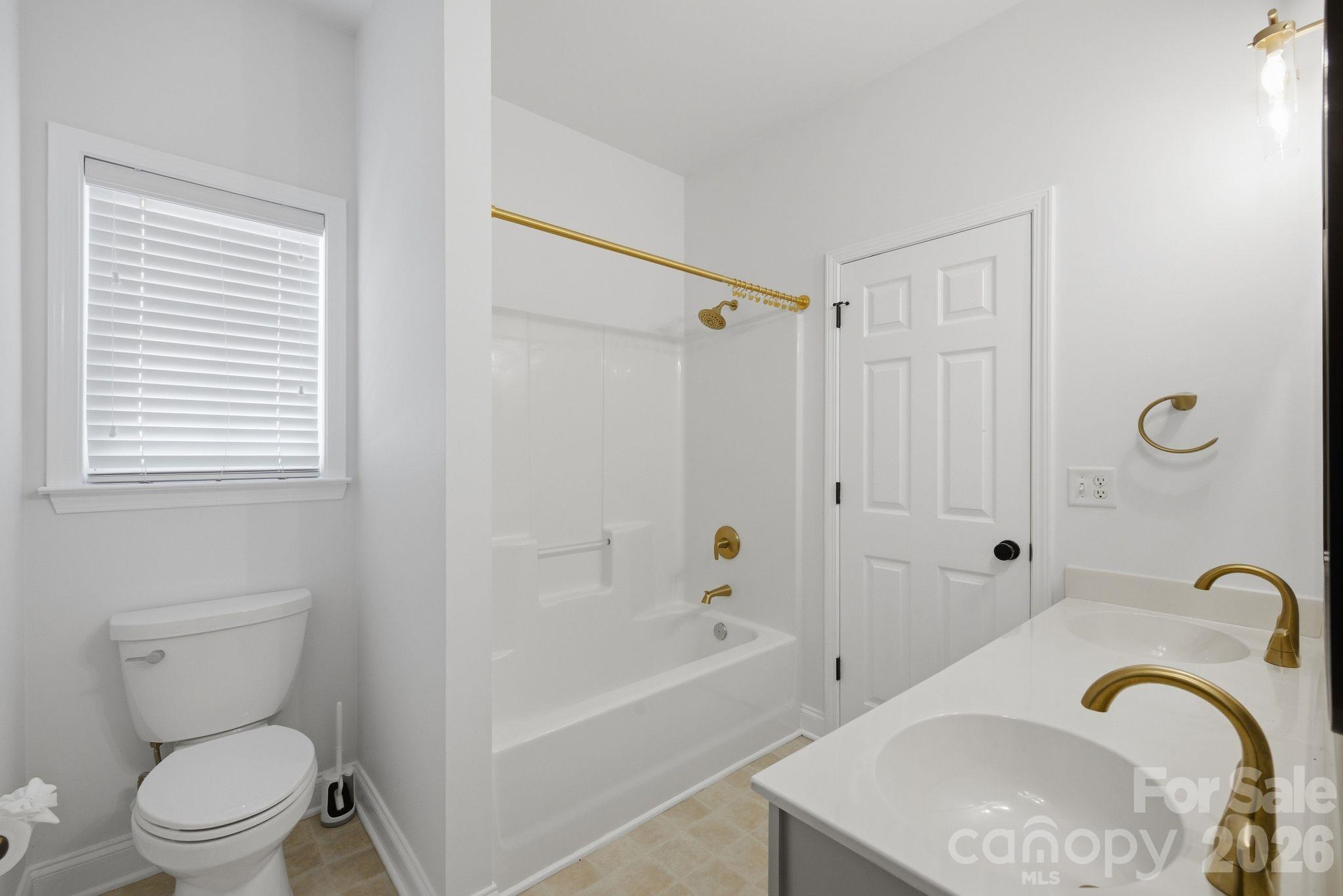 Single Family Residence at 11646 Red Falcon Court, Huntersville, photo 35 of 48