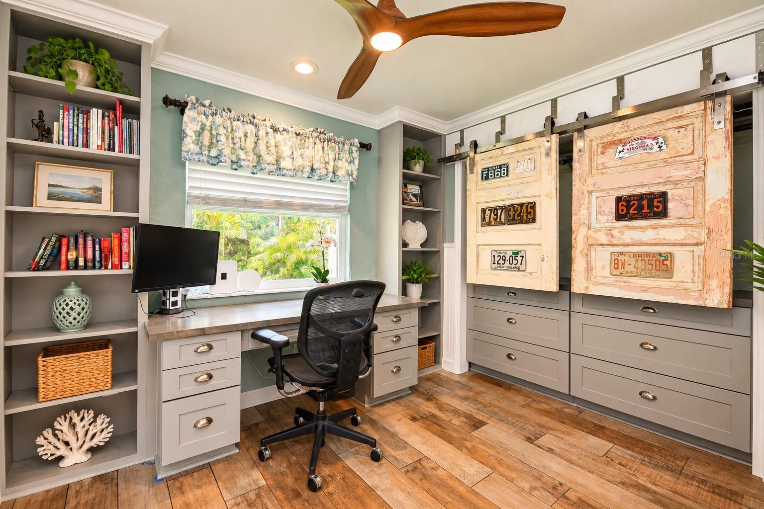 2nd bedroom currently used as an office. - 123 E YELKCA TER, EDGEWATER