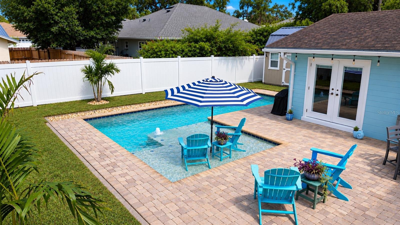 Wonderful backyard. - 123 E YELKCA TER, EDGEWATER