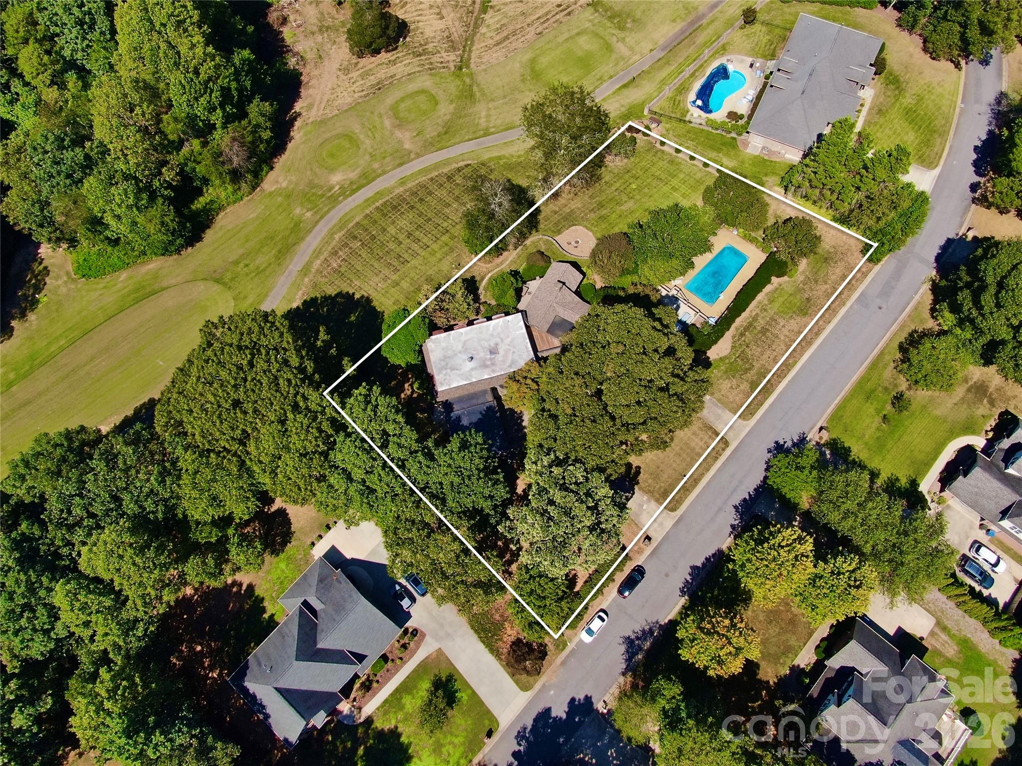 Expansive property on the golf course at beautiful Catawba Springs. - 4821 Elmhurst Drive NE, Hickory