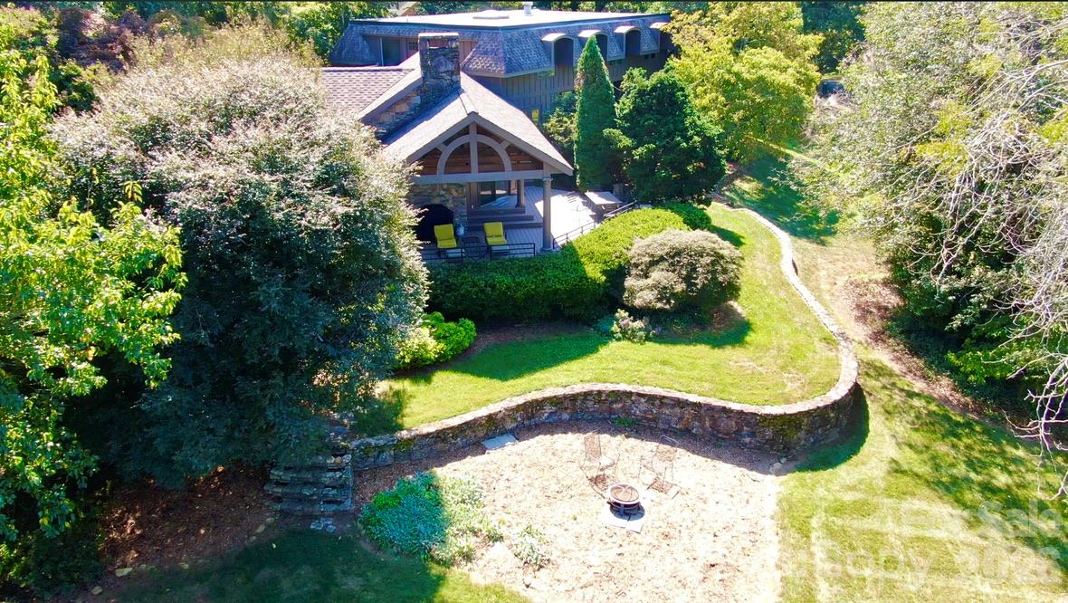 Set on .97 acre at the 6th-hole tee box of the Dogwood Course - 4821 Elmhurst Drive NE, Hickory