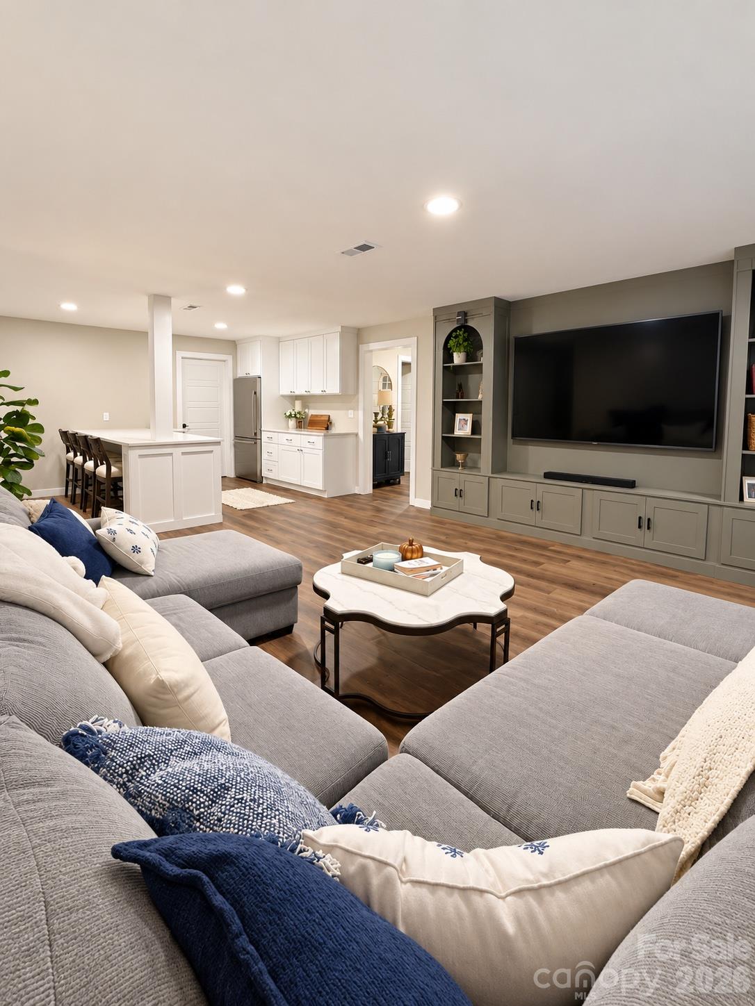 Single Family Residence at 121 Westfields Drive, Taylorsville, photo 5 of 22