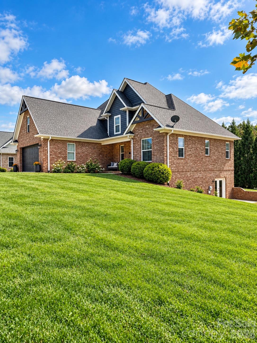 Single Family Residence at 121 Westfields Drive, Taylorsville, photo 18 of 22