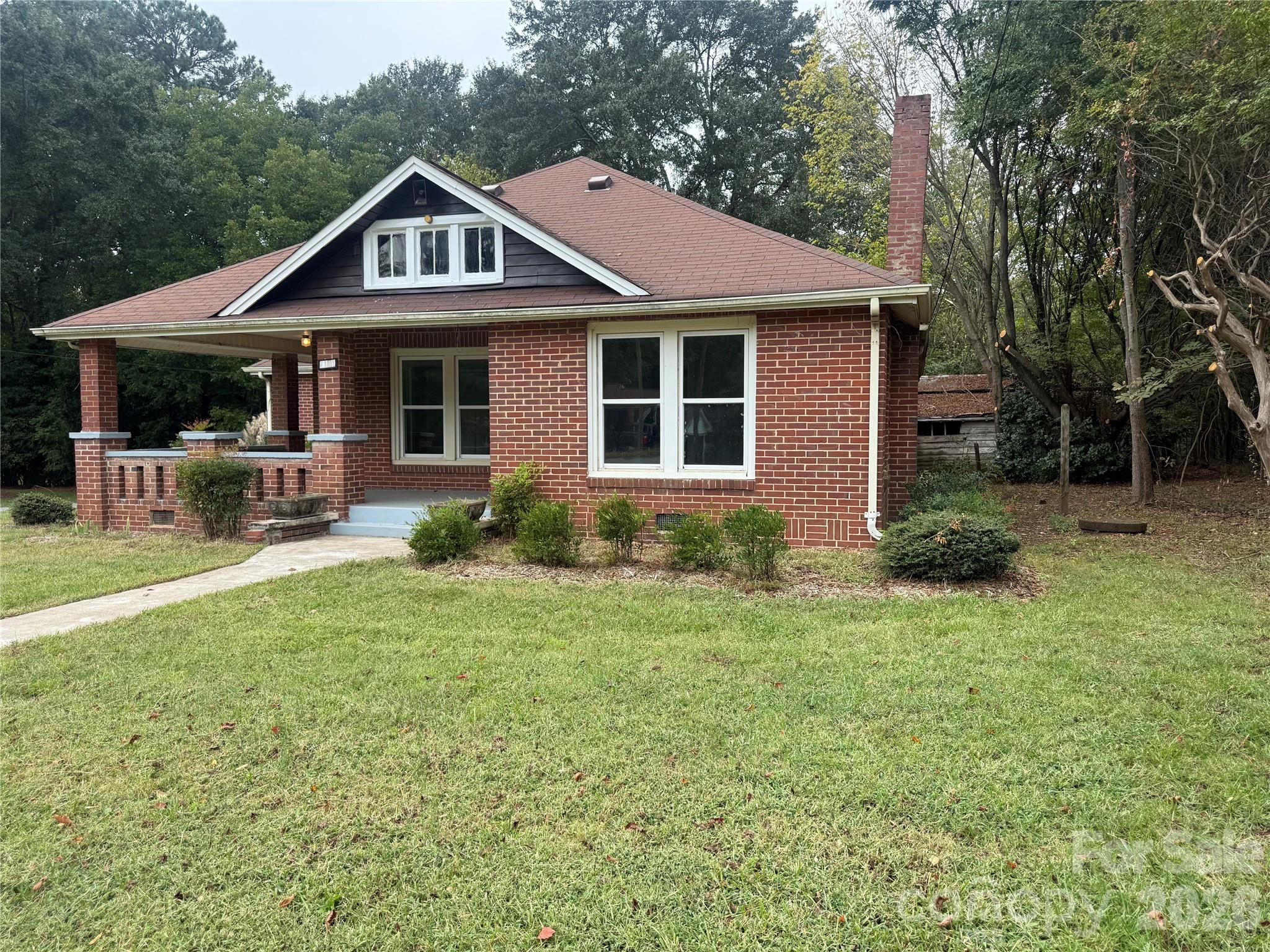 Single Family Residence at 1111 Fallston Road, Shelby, photo 2 of 25