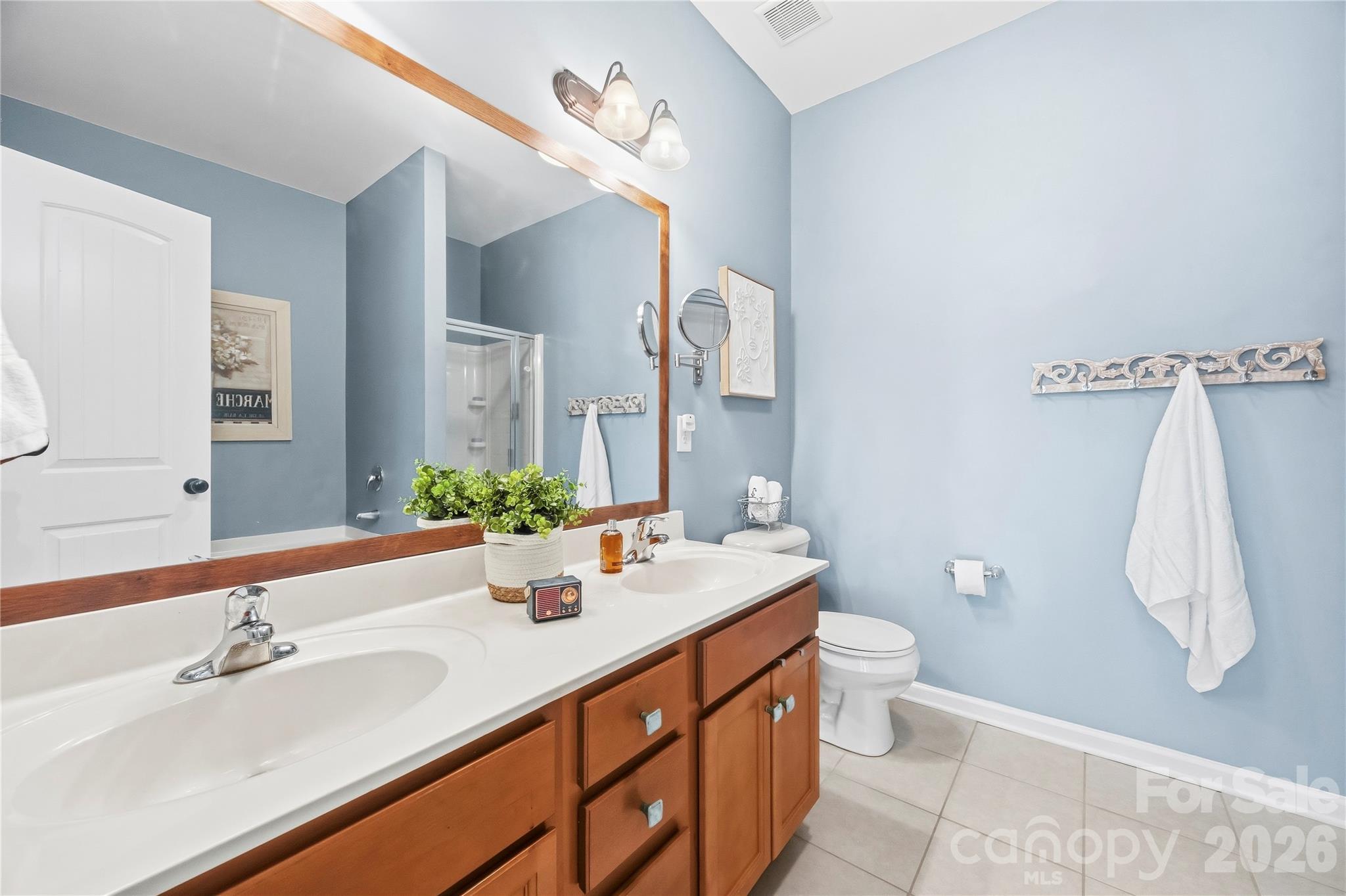 Townhouse at 615 School House Lane, Fort Mill, photo 17 of 34