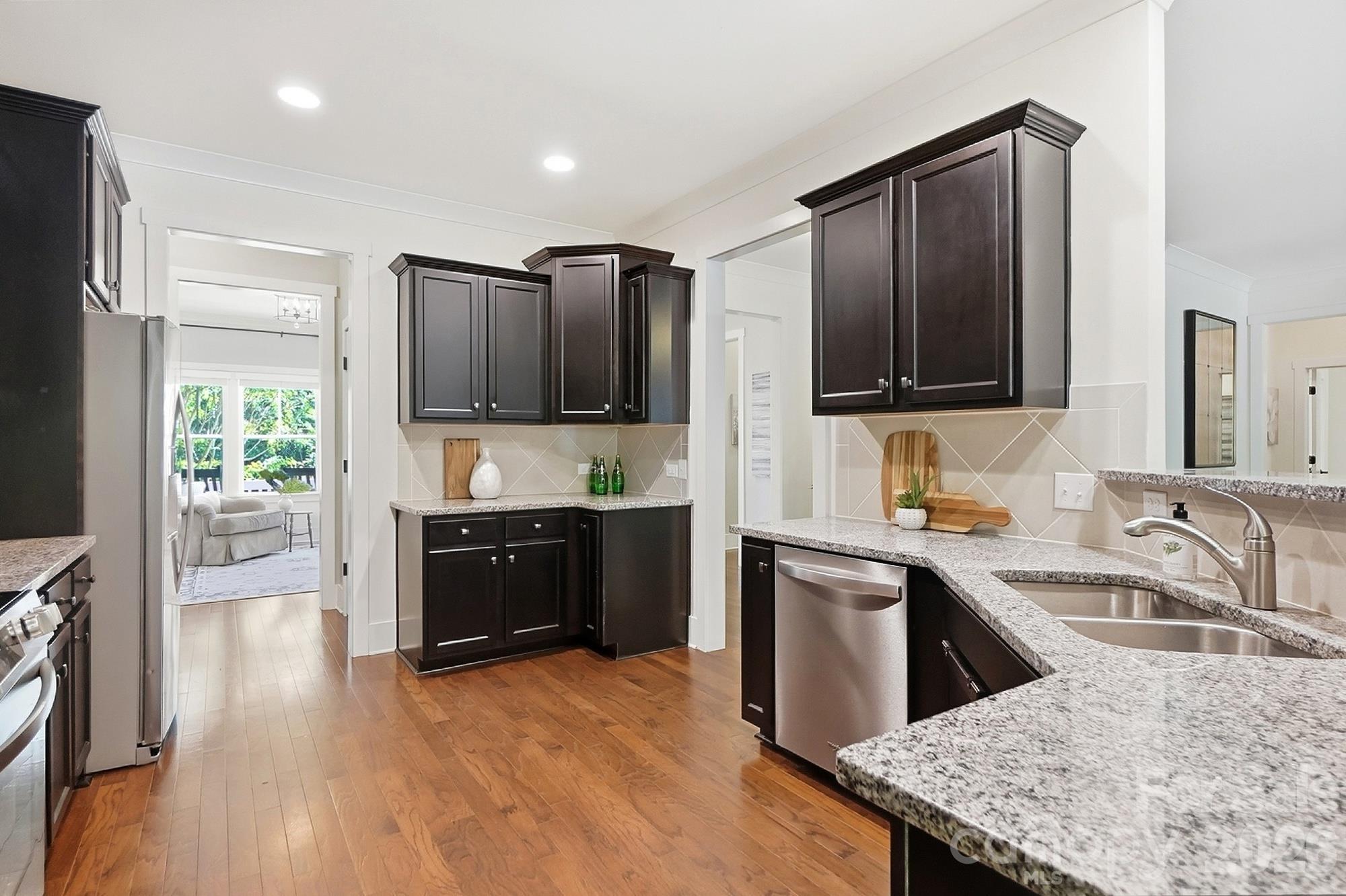 Single Family Residence at 1205 Crofton Drive, Waxhaw, photo 11 of 47