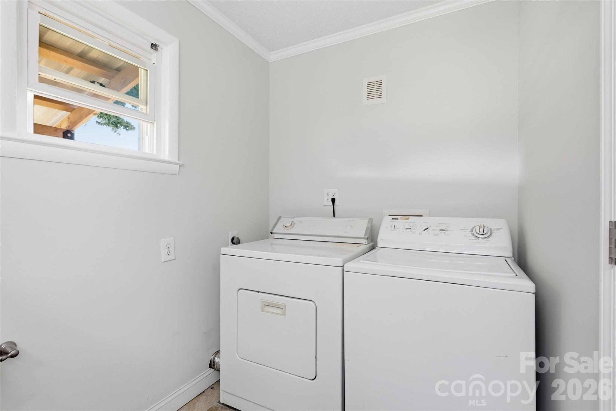 Laundry Room on Main - 3881 Summerow Road, Maiden