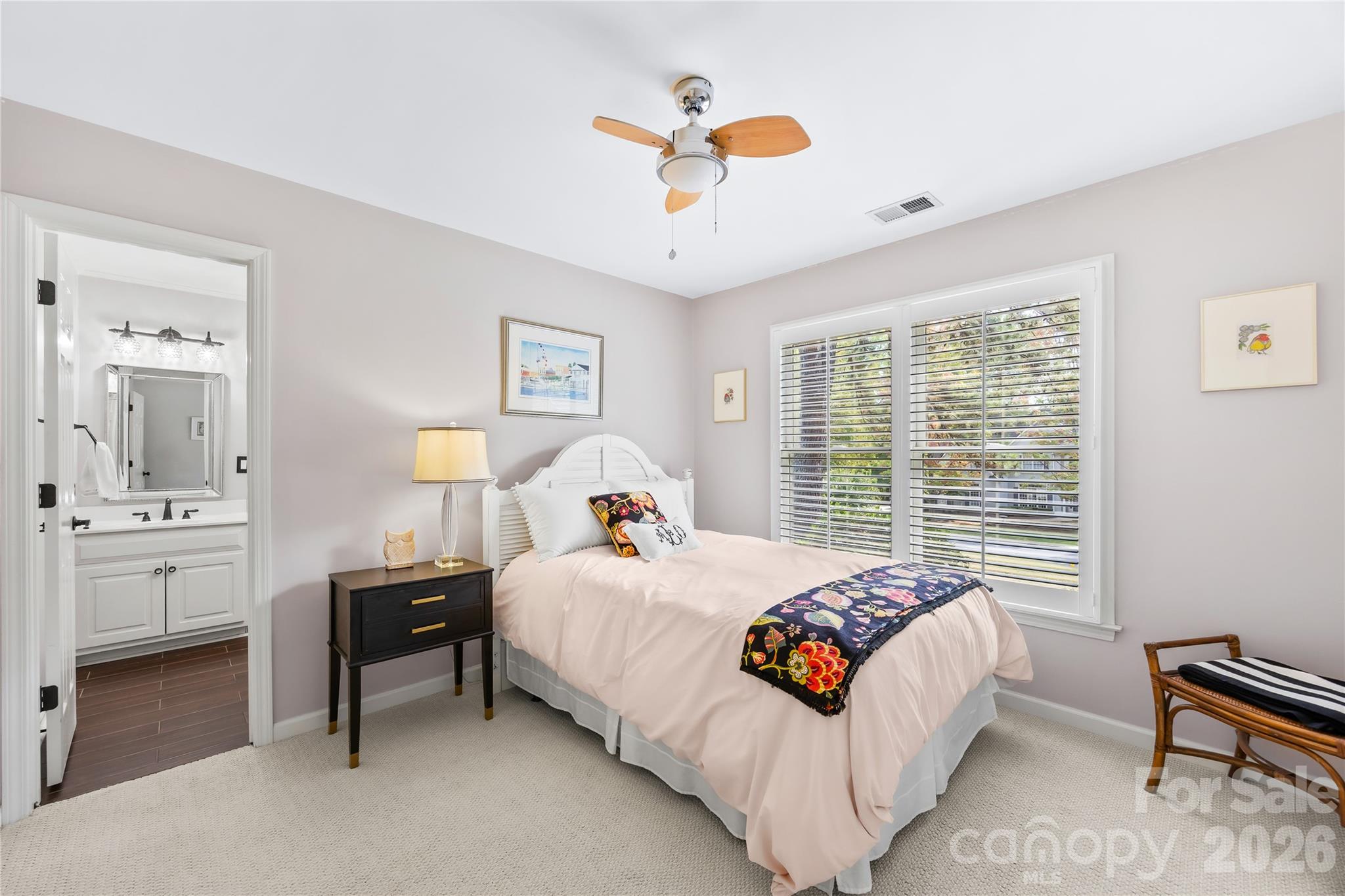 2 of 2 secondary bedrooms - 15728 Delancey Lane, Huntersville