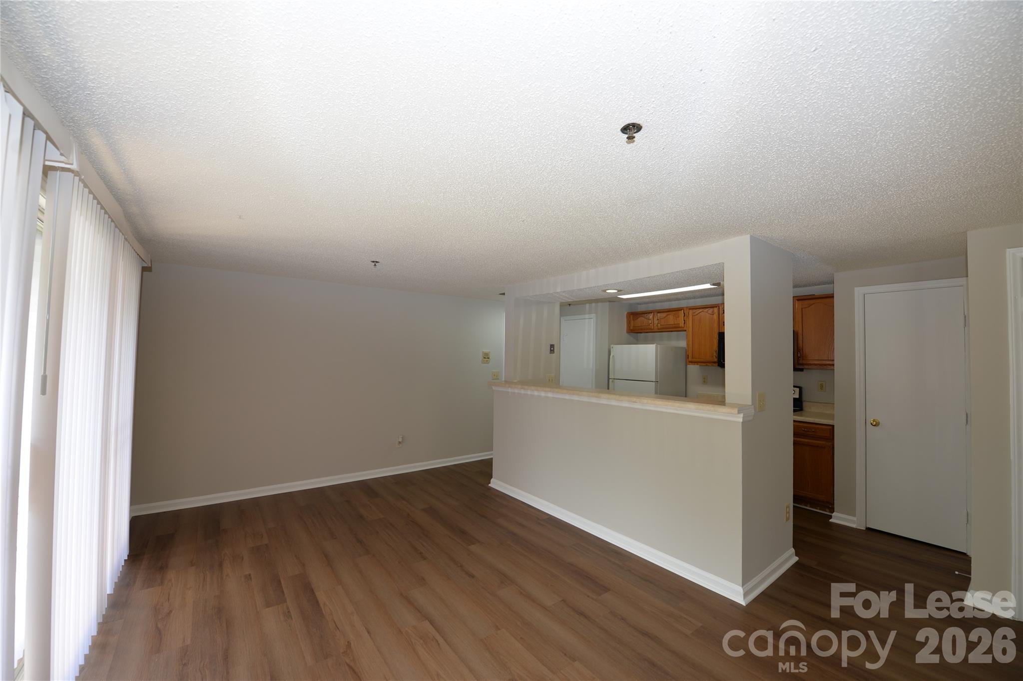 Condominium at 1649 Arlyn Circle, Charlotte, photo 6 of 14