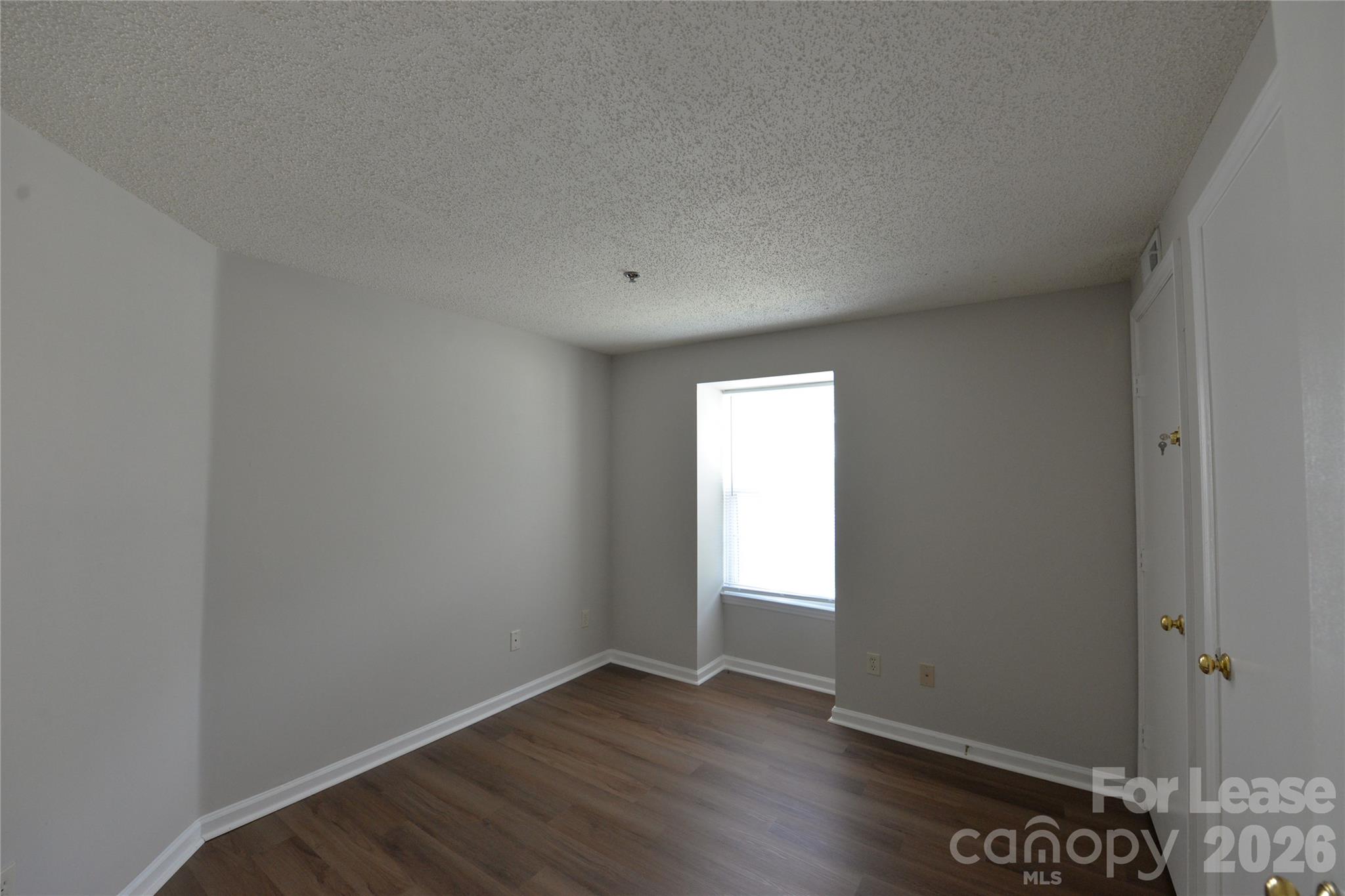 Condominium at 1649 Arlyn Circle, Charlotte, photo 10 of 14
