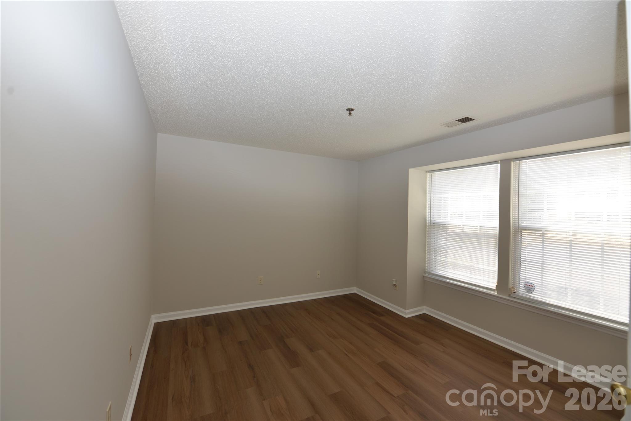 Condominium at 1649 Arlyn Circle, Charlotte, photo 12 of 14