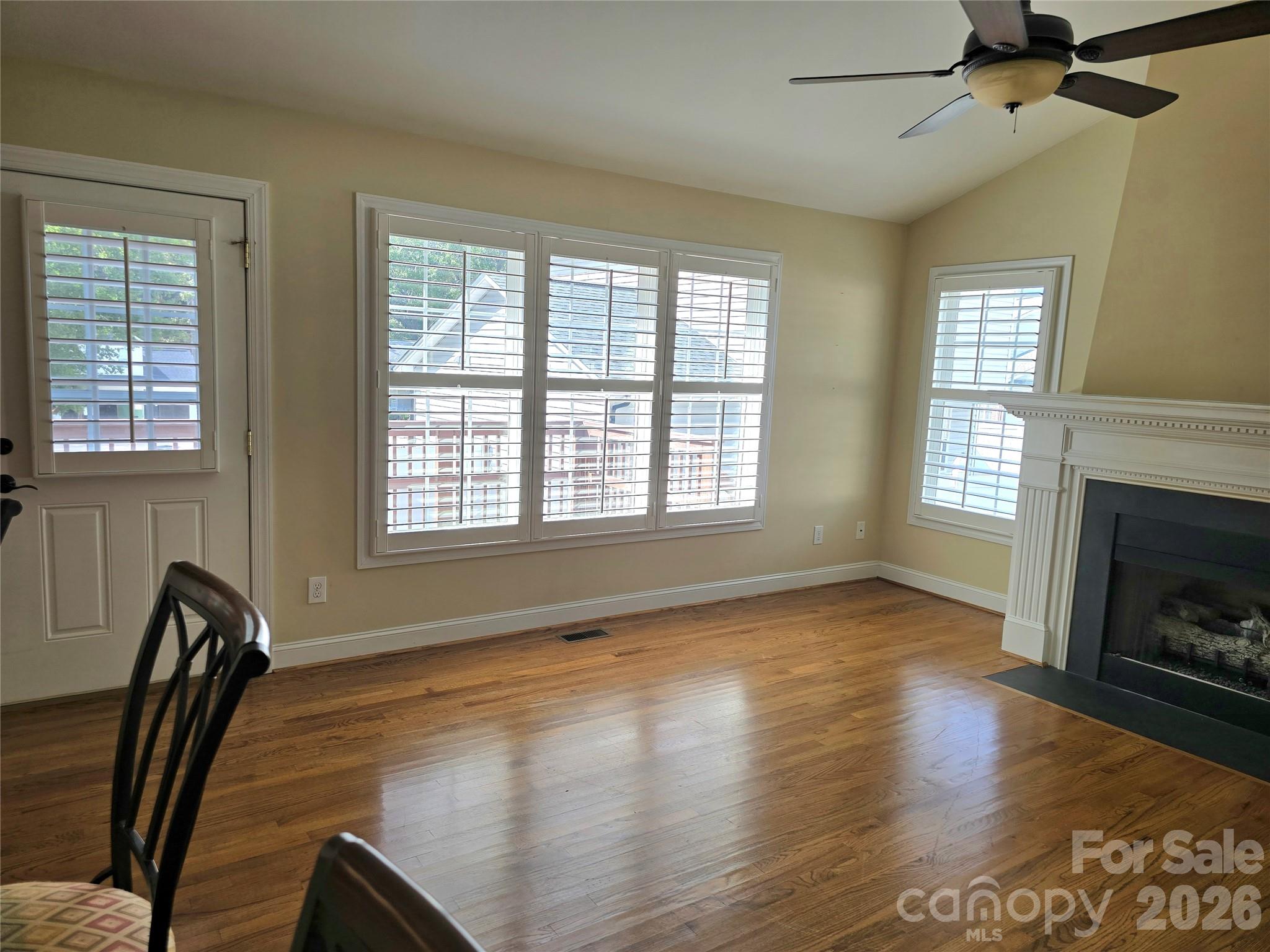 Single Family Residence at 587 Marigold Drive, Kannapolis, photo 9 of 43