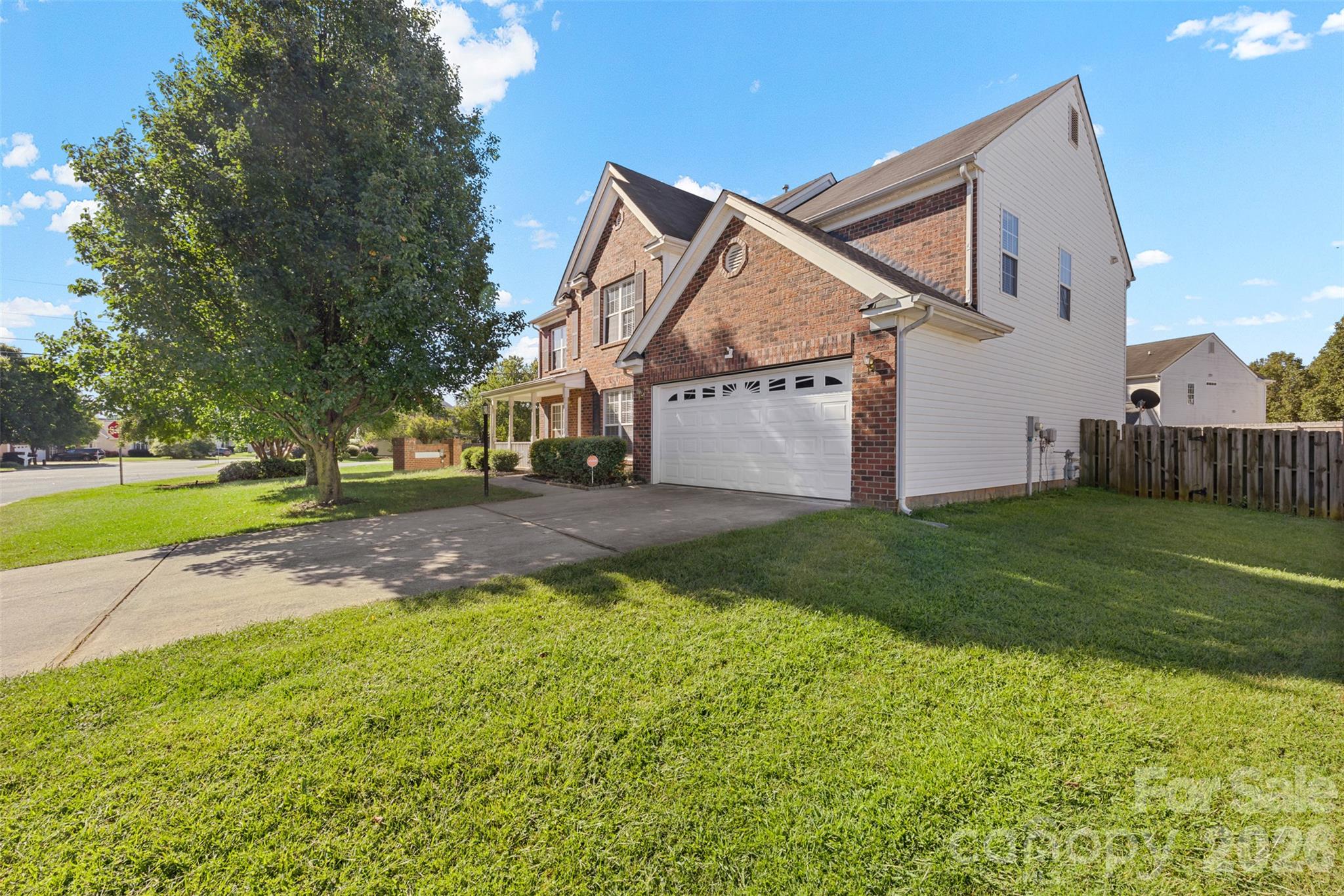 Single Family Residence at 156 Rusty Nail Drive, Mooresville, photo 3 of 40