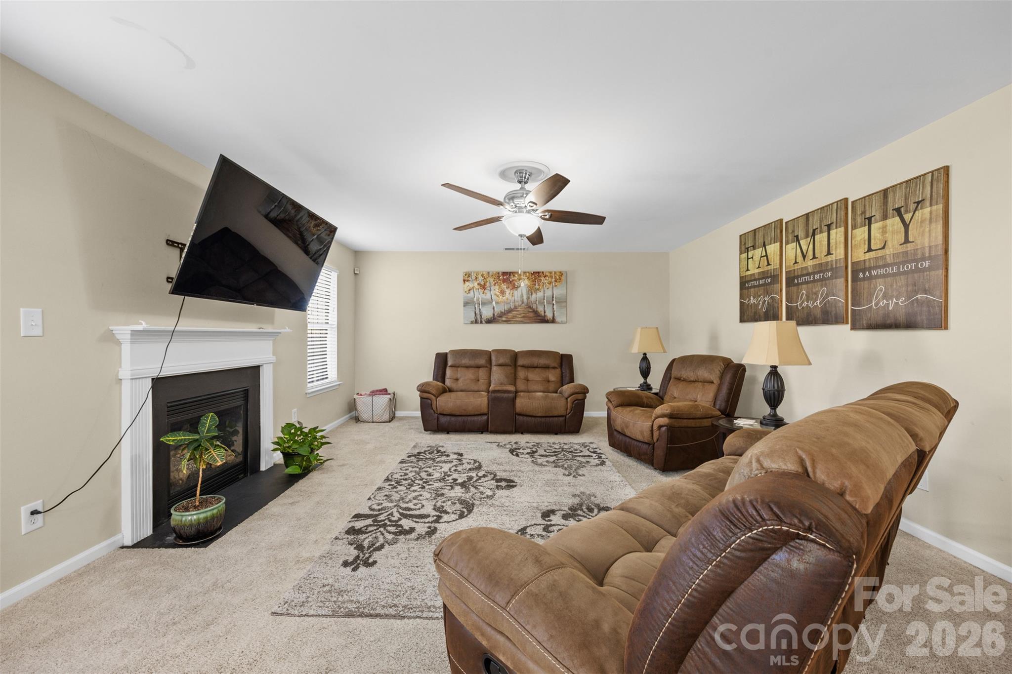 Single Family Residence at 156 Rusty Nail Drive, Mooresville, photo 18 of 40