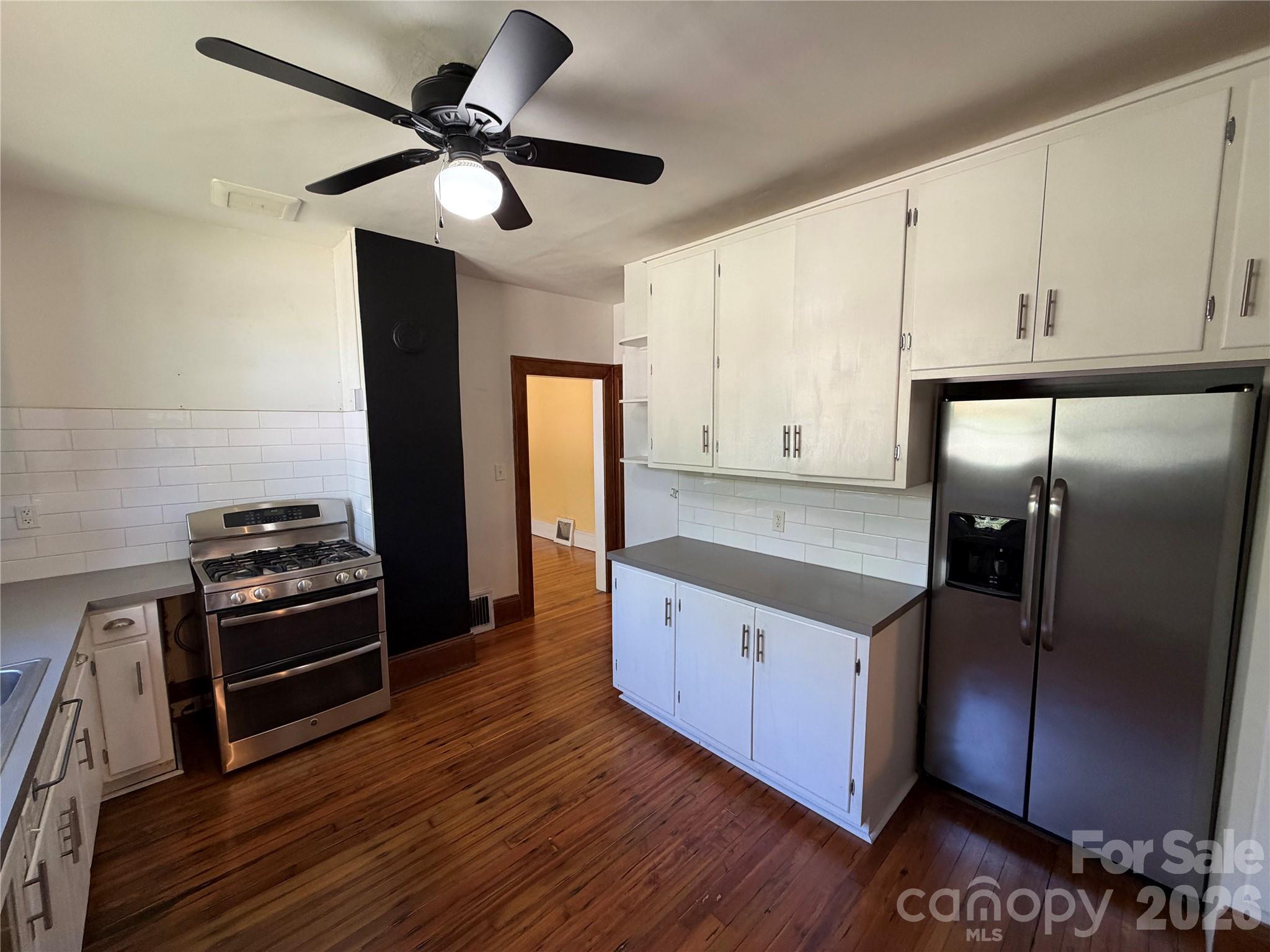 Single Family Residence at 1016 Scales Street, Salisbury, photo 8 of 19