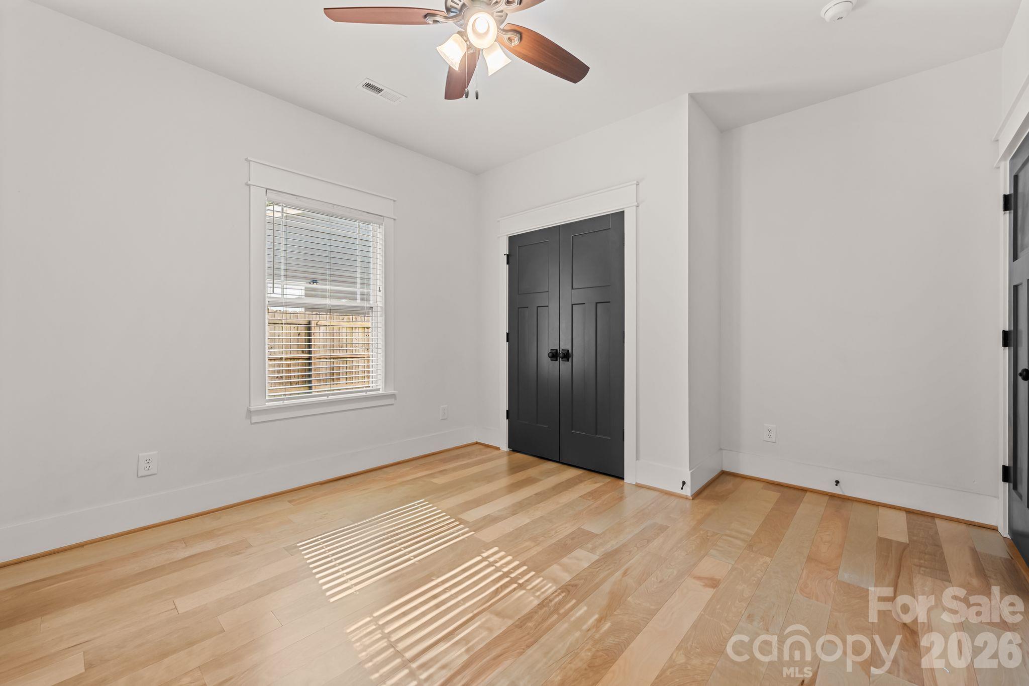 Single Family Residence at 5309 Tarrywood Lane, Charlotte, photo 11 of 22