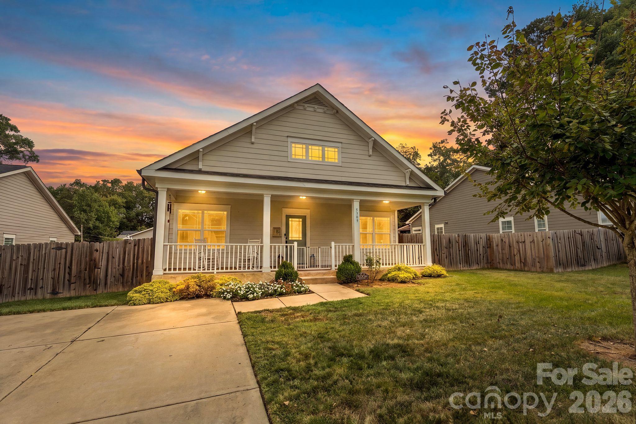 Single Family Residence at 5309 Tarrywood Lane, Charlotte, photo 19 of 22