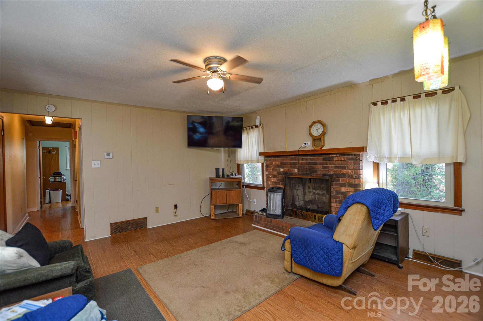 Single Family Residence at 1405 Forest Park Drive, Statesville, photo 8 of 22
