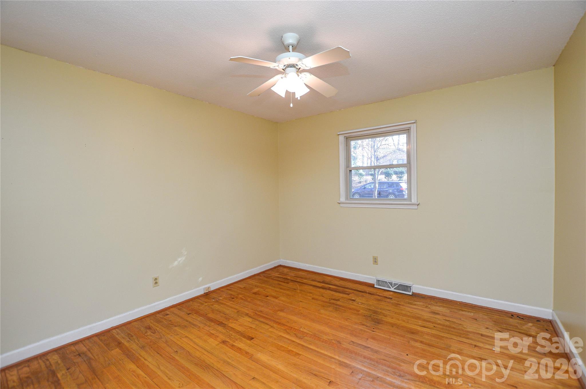 Single Family Residence at 1405 Forest Park Drive, Statesville, photo 11 of 22