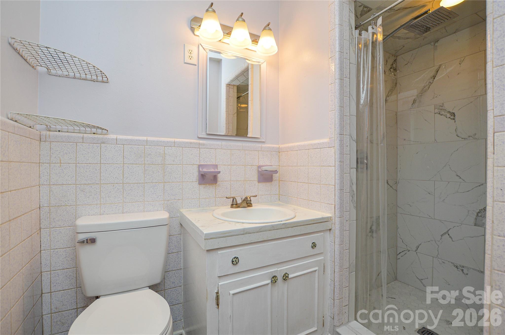 Single Family Residence at 1405 Forest Park Drive, Statesville, photo 15 of 22