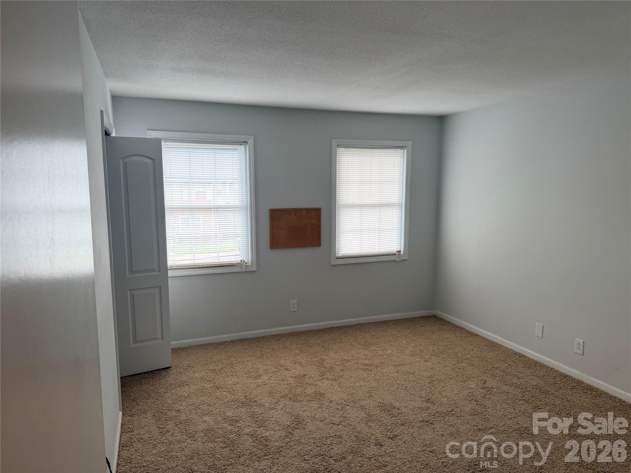Condominium at 1300 Larchmont Place, Salisbury, photo 6 of 16